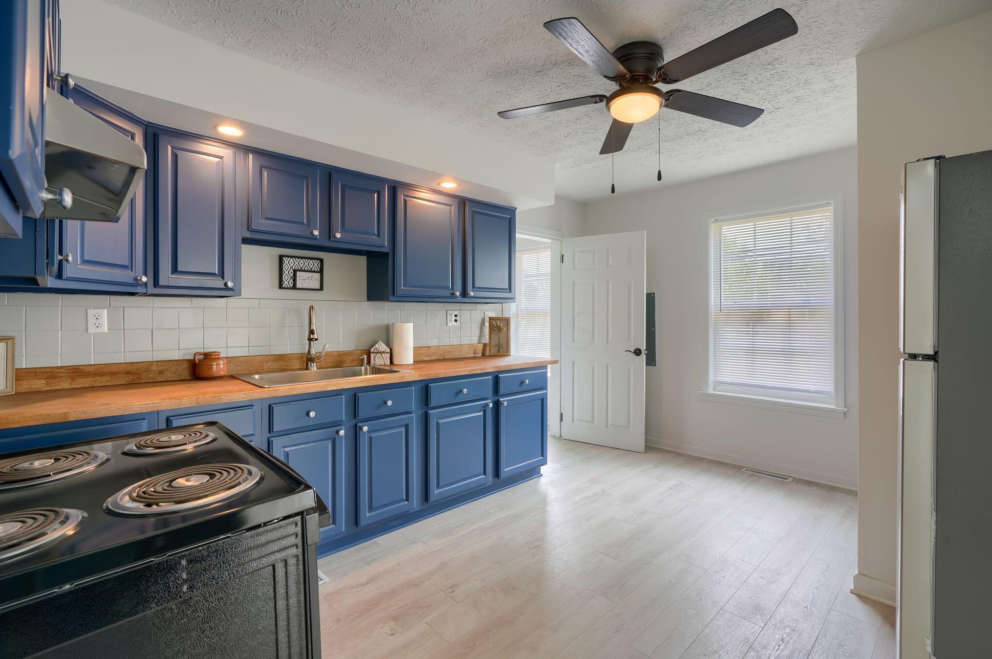 860 Colton Rd, Columbus OH 43207-3838 exterior