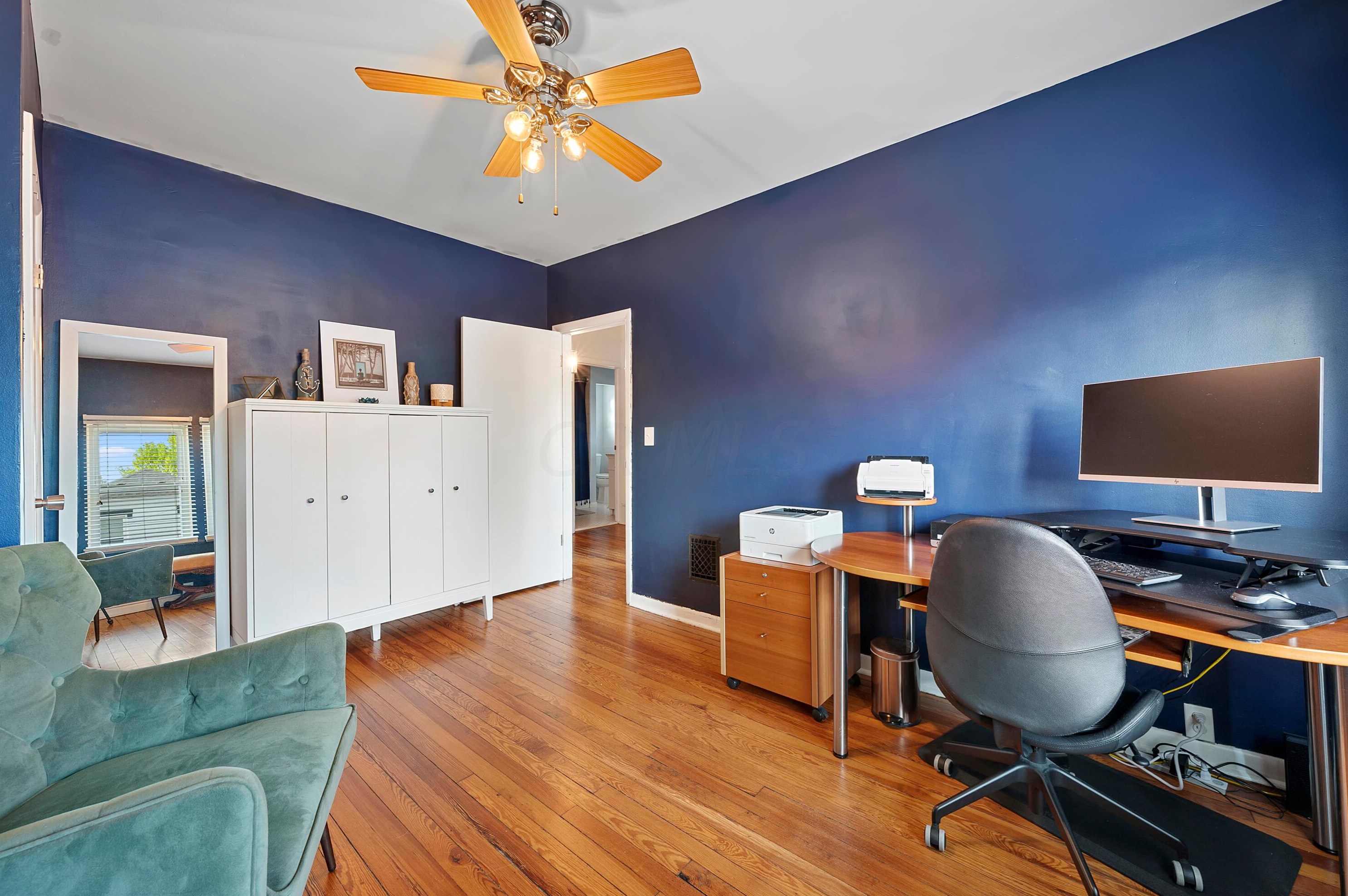 490 Whittier St, Columbus OH  43206-2367 exterior