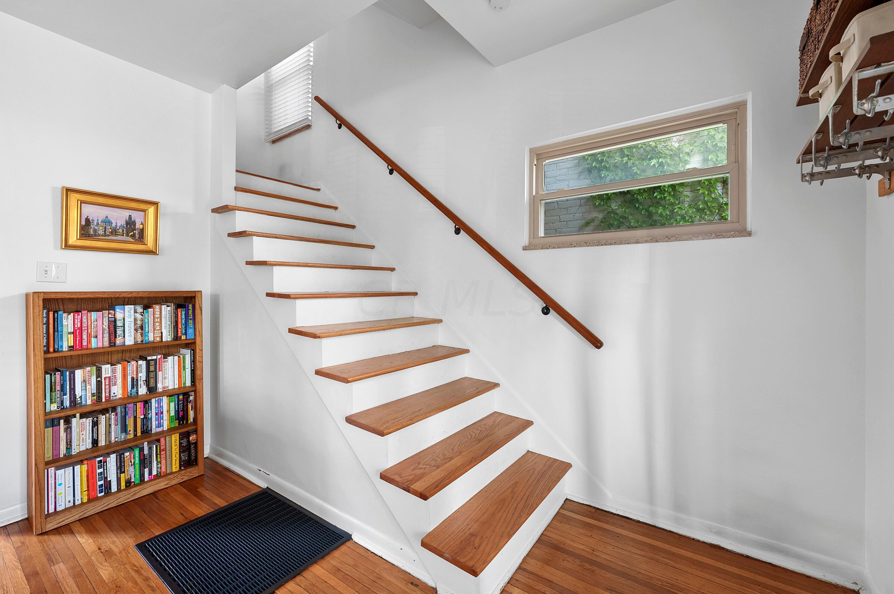 490 Whittier St, Columbus OH  43206-2367 exterior