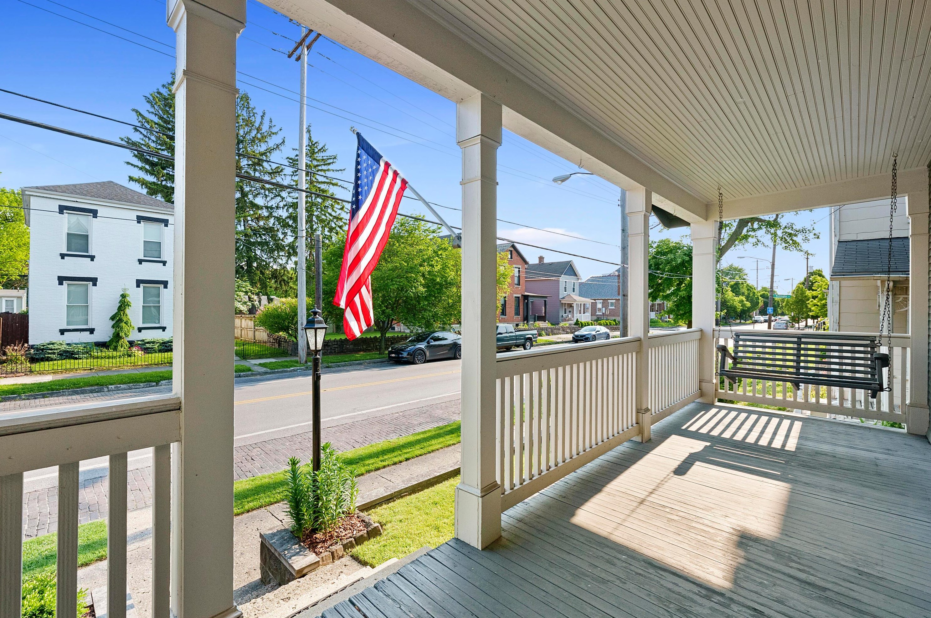 490 Whittier St, Columbus OH  43206-2367 exterior