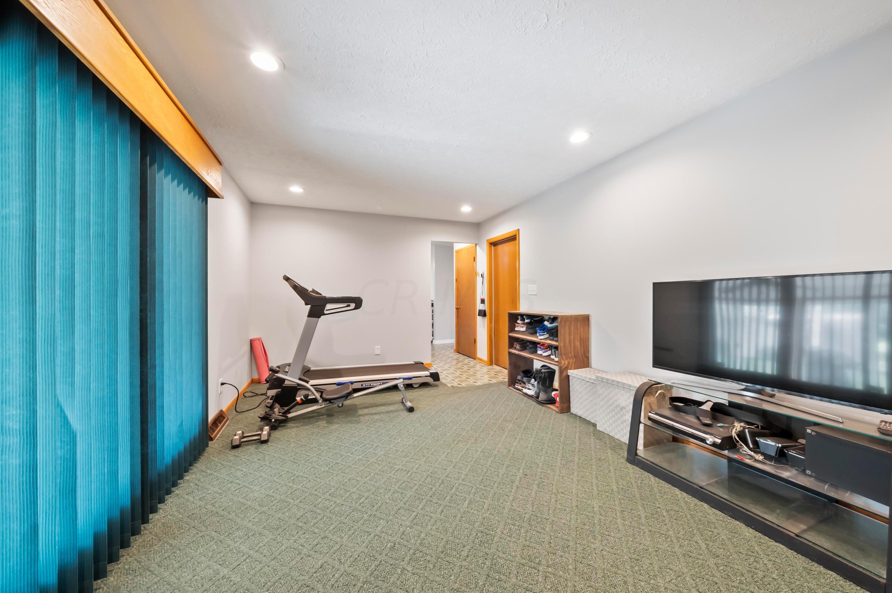 611 Jonsol Ct, Columbus OH  43230-3115 exterior