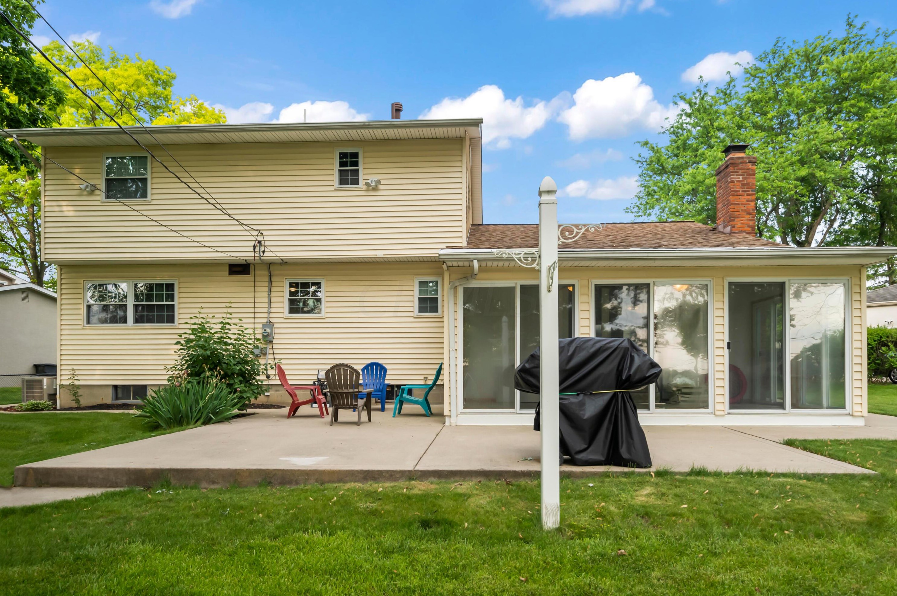 611 Jonsol Ct, Columbus OH  43230-3115 exterior