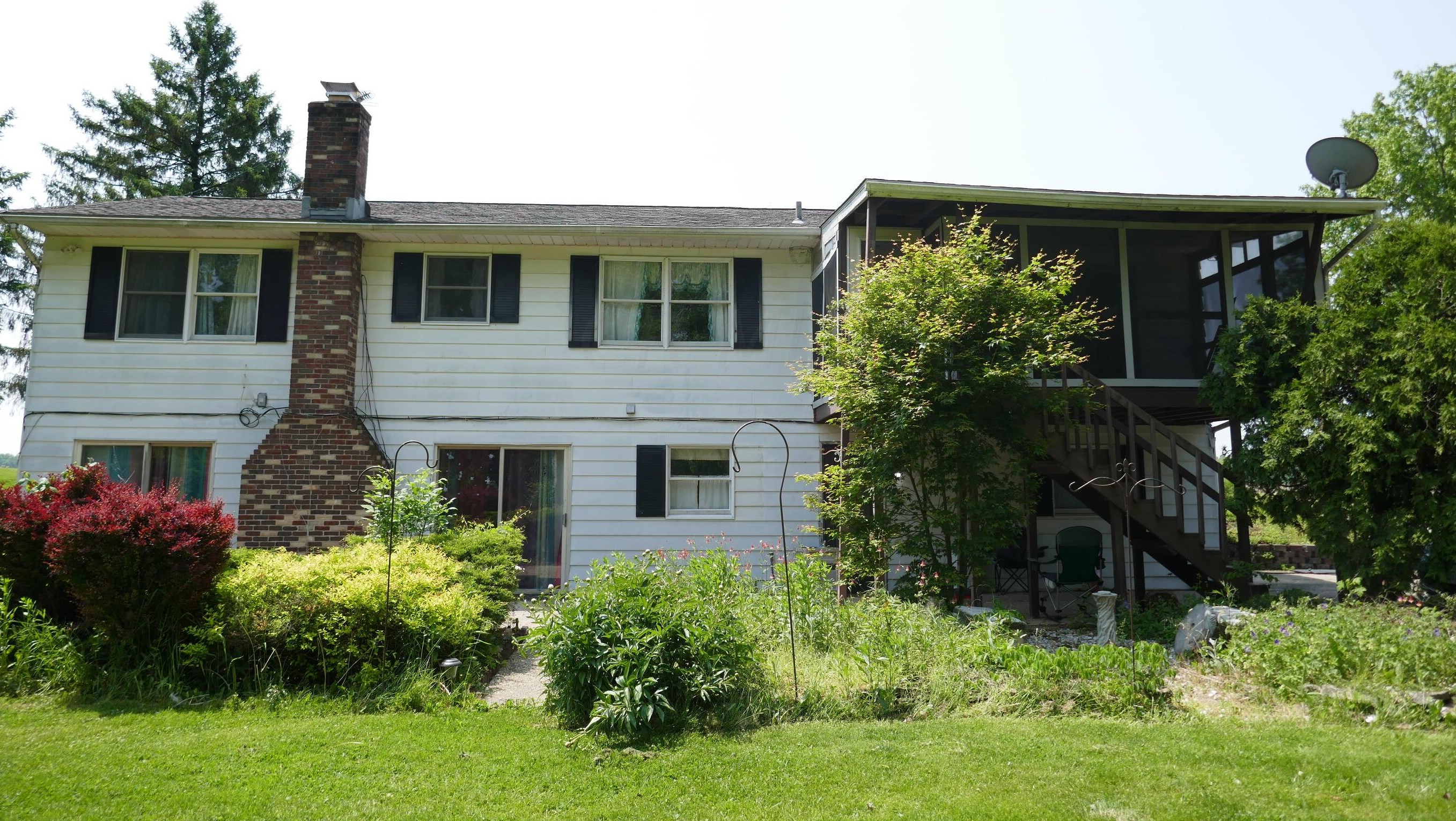 15381 Centerburg Rd, Centerburg OH  43011-9530 exterior