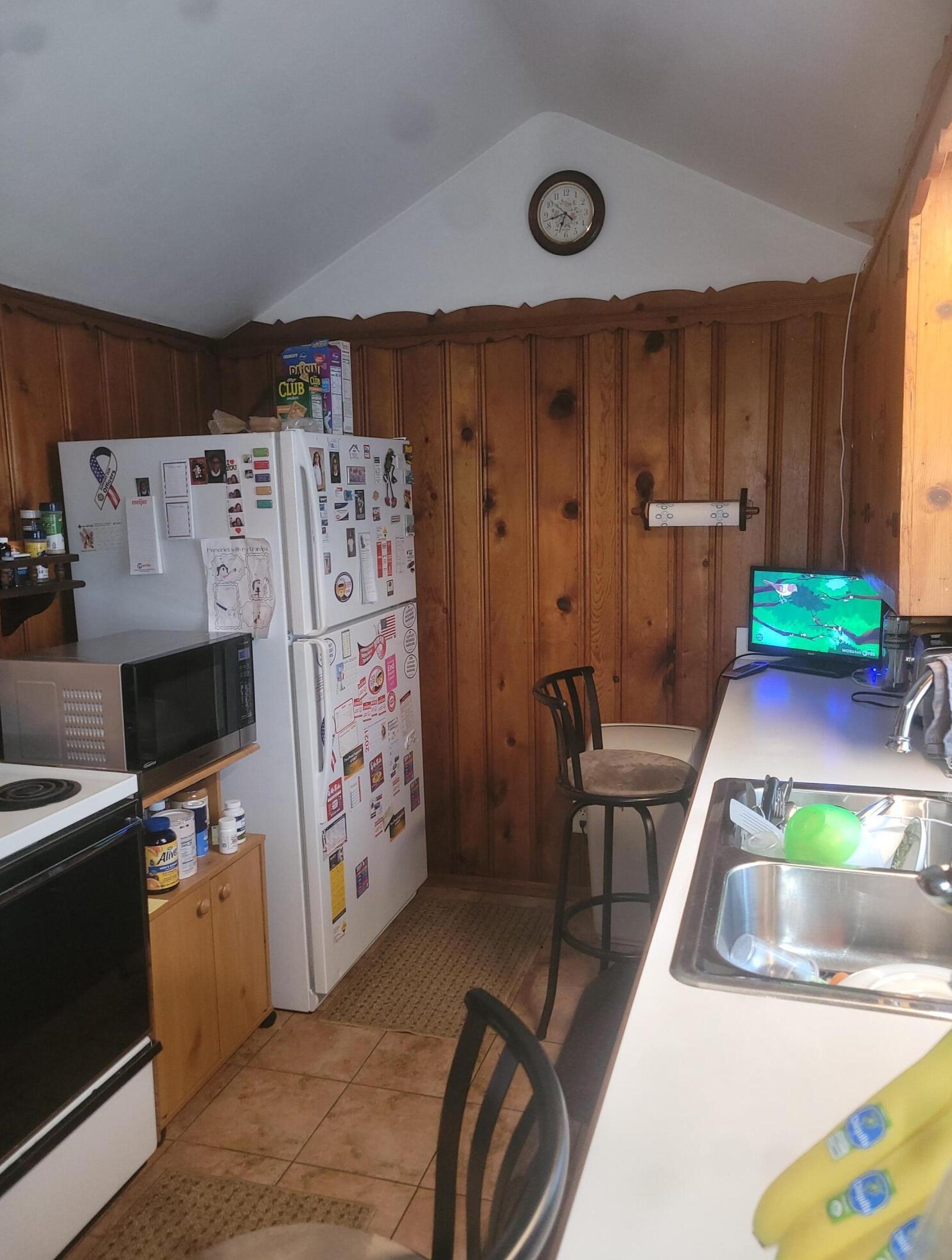 974 Pierce Ave, Columbus OH 43227-1255 exterior