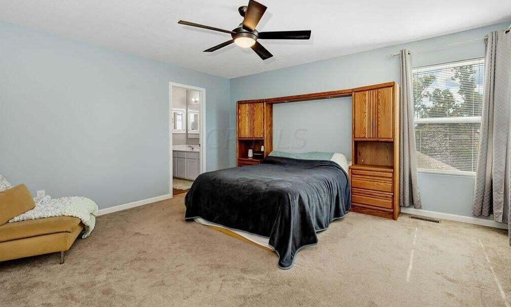 5715 Battle Creek Way, Columbus OH  43228-8953 exterior