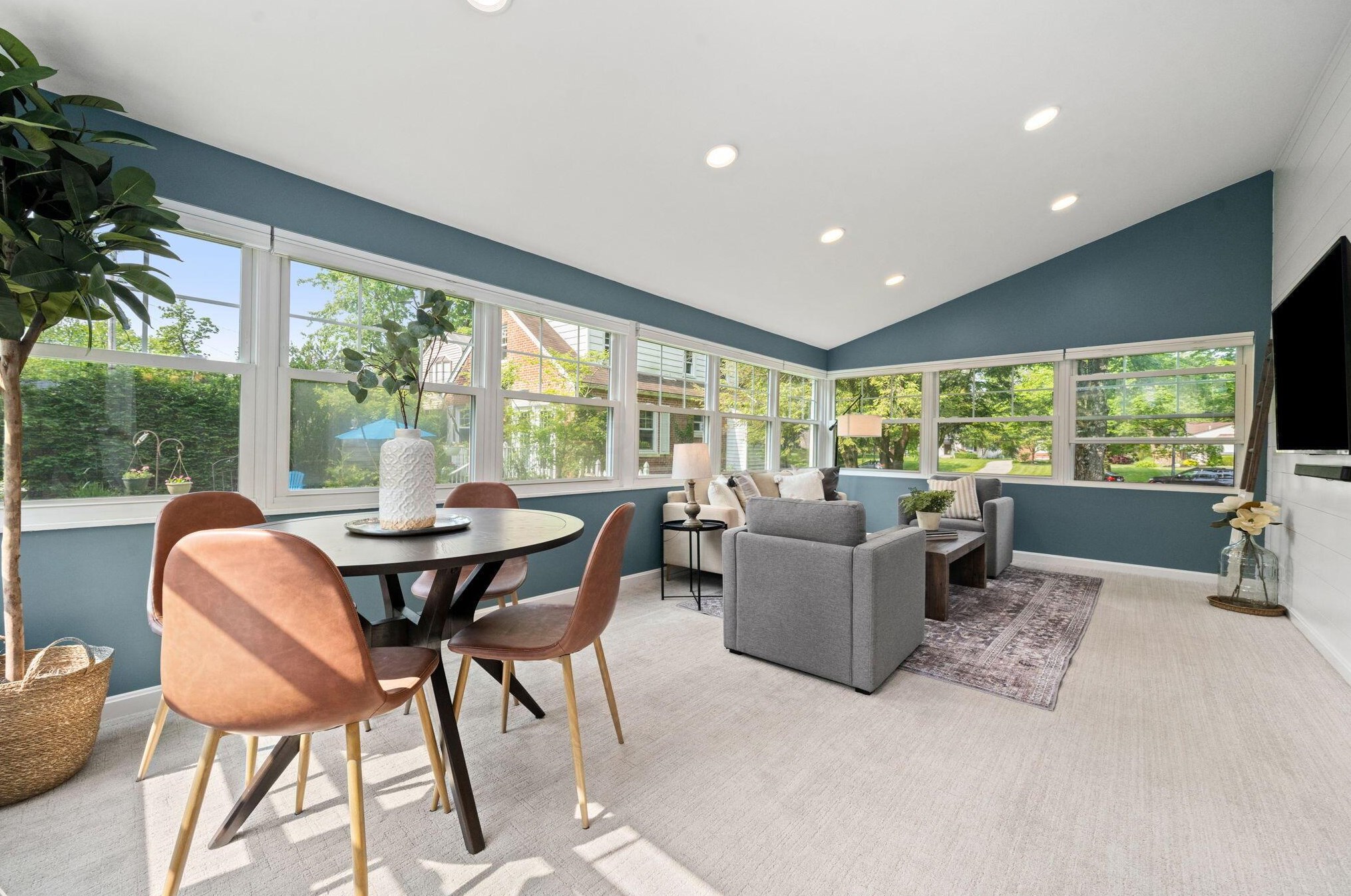 540 Columbia Ave, Columbus OH  43209-1006 exterior