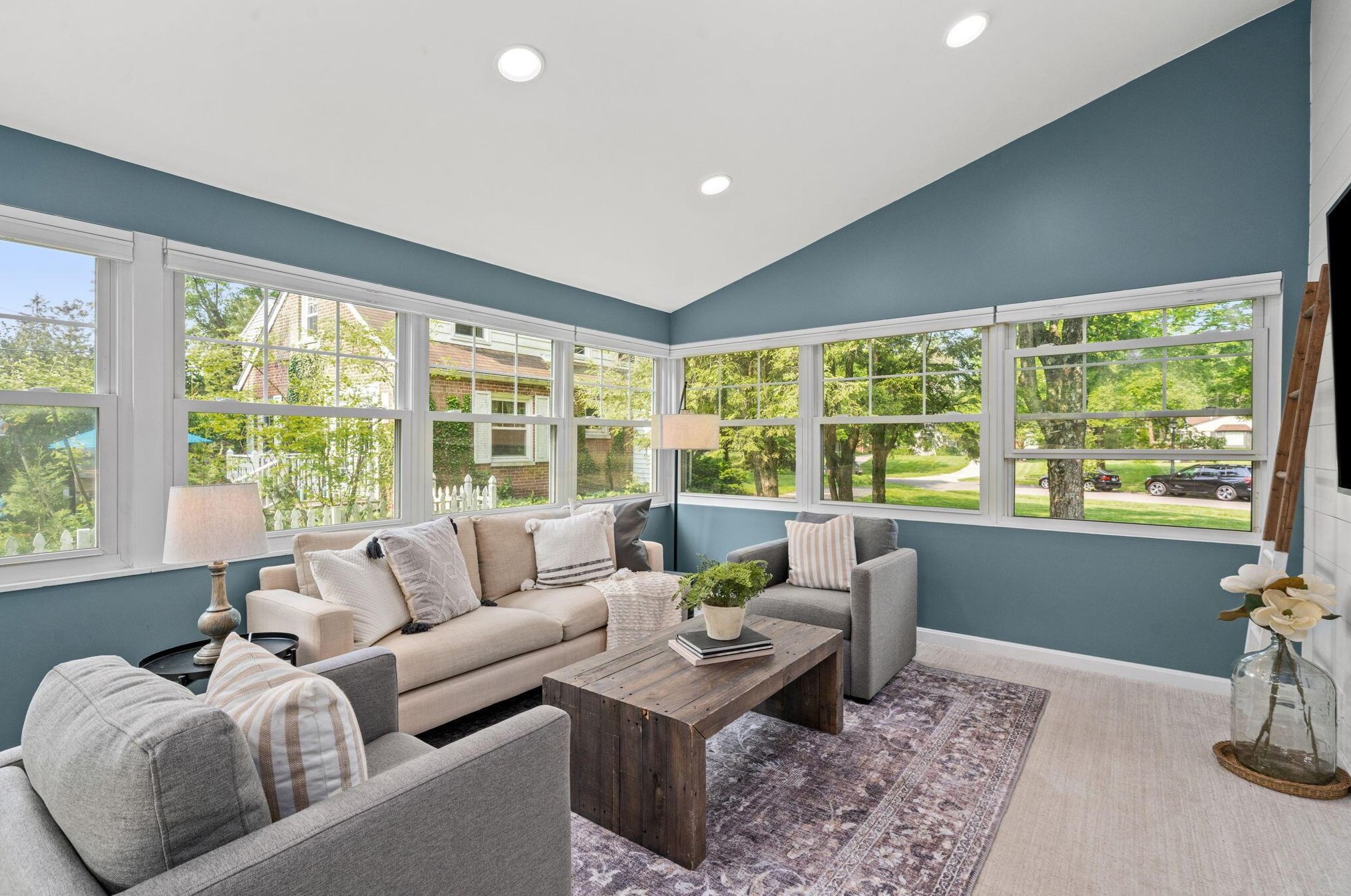 540 Columbia Ave, Columbus OH  43209-1006 exterior