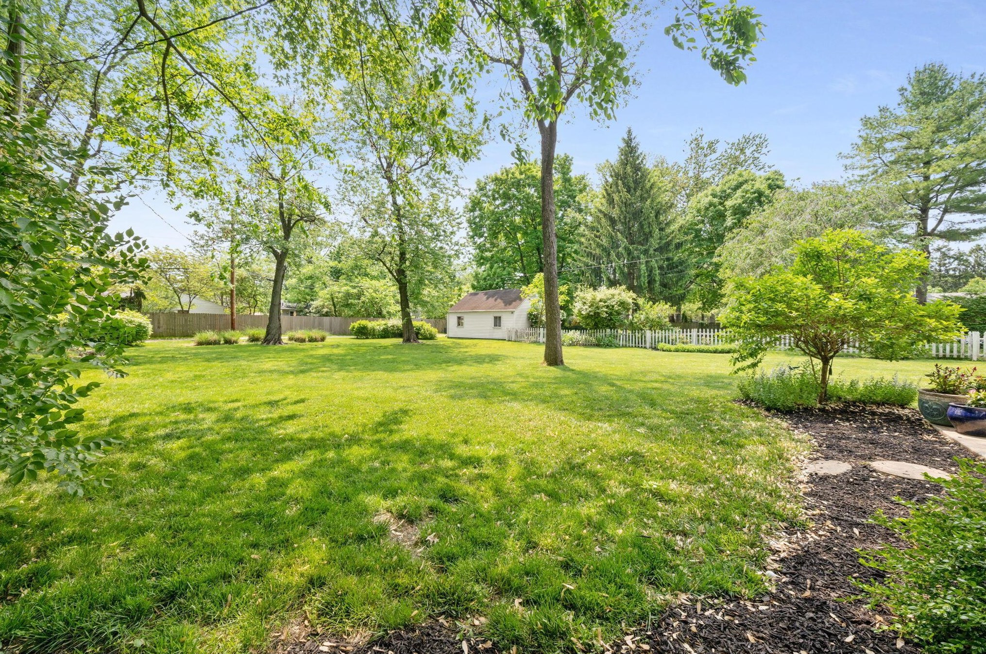 540 Columbia Ave, Columbus OH  43209-1006 exterior