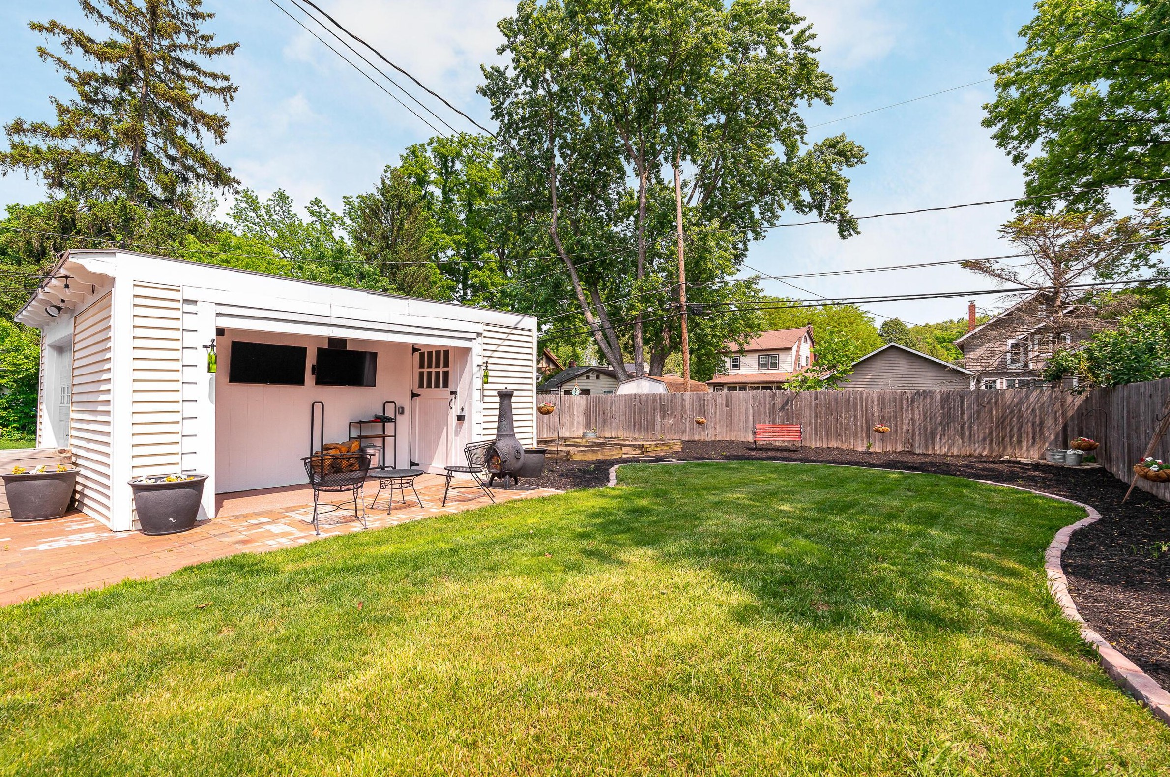 54 Winthrop Rd, Columbus OH  43214-3629 exterior