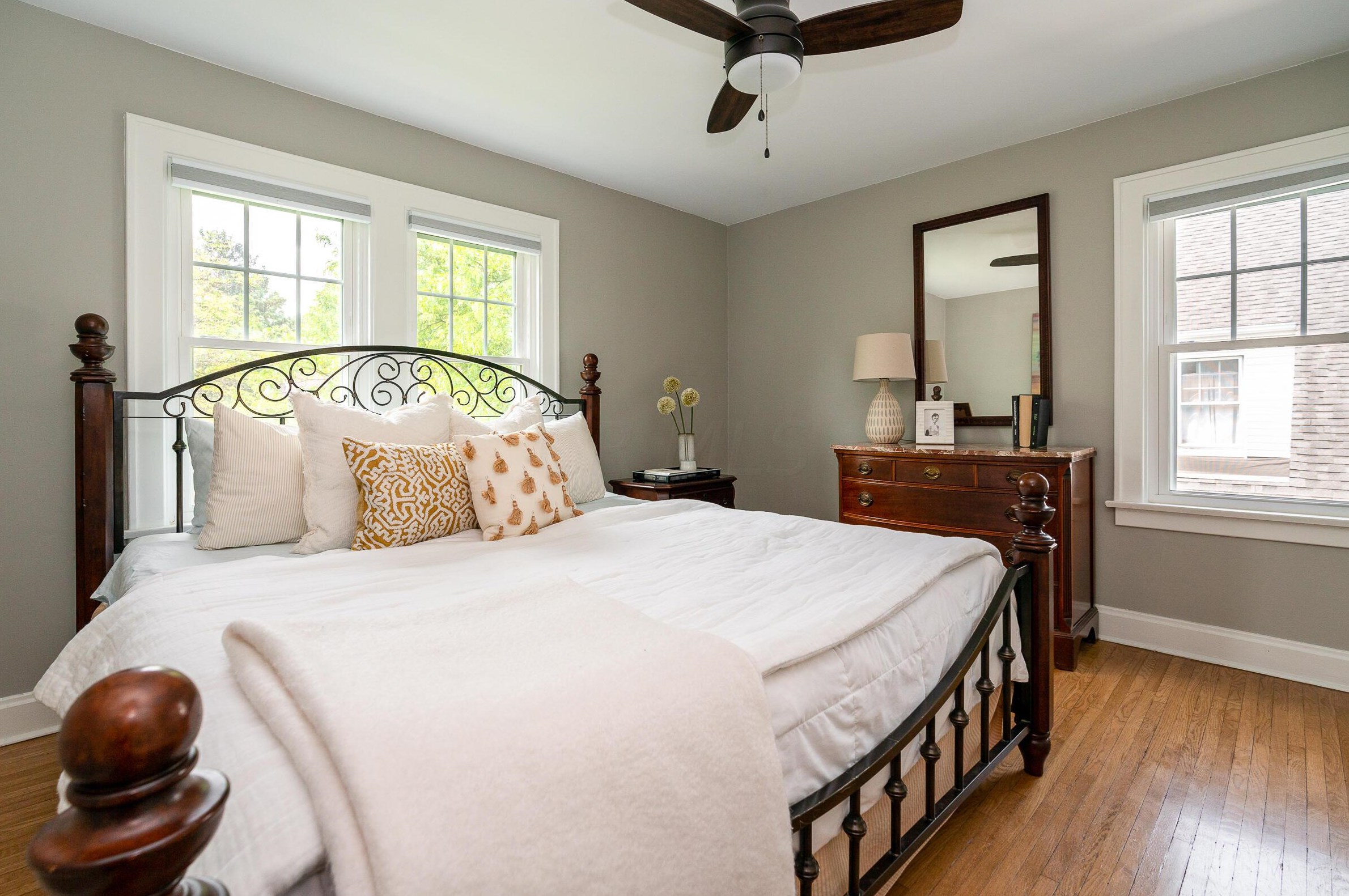 54 Winthrop Rd, Columbus OH  43214-3629 exterior