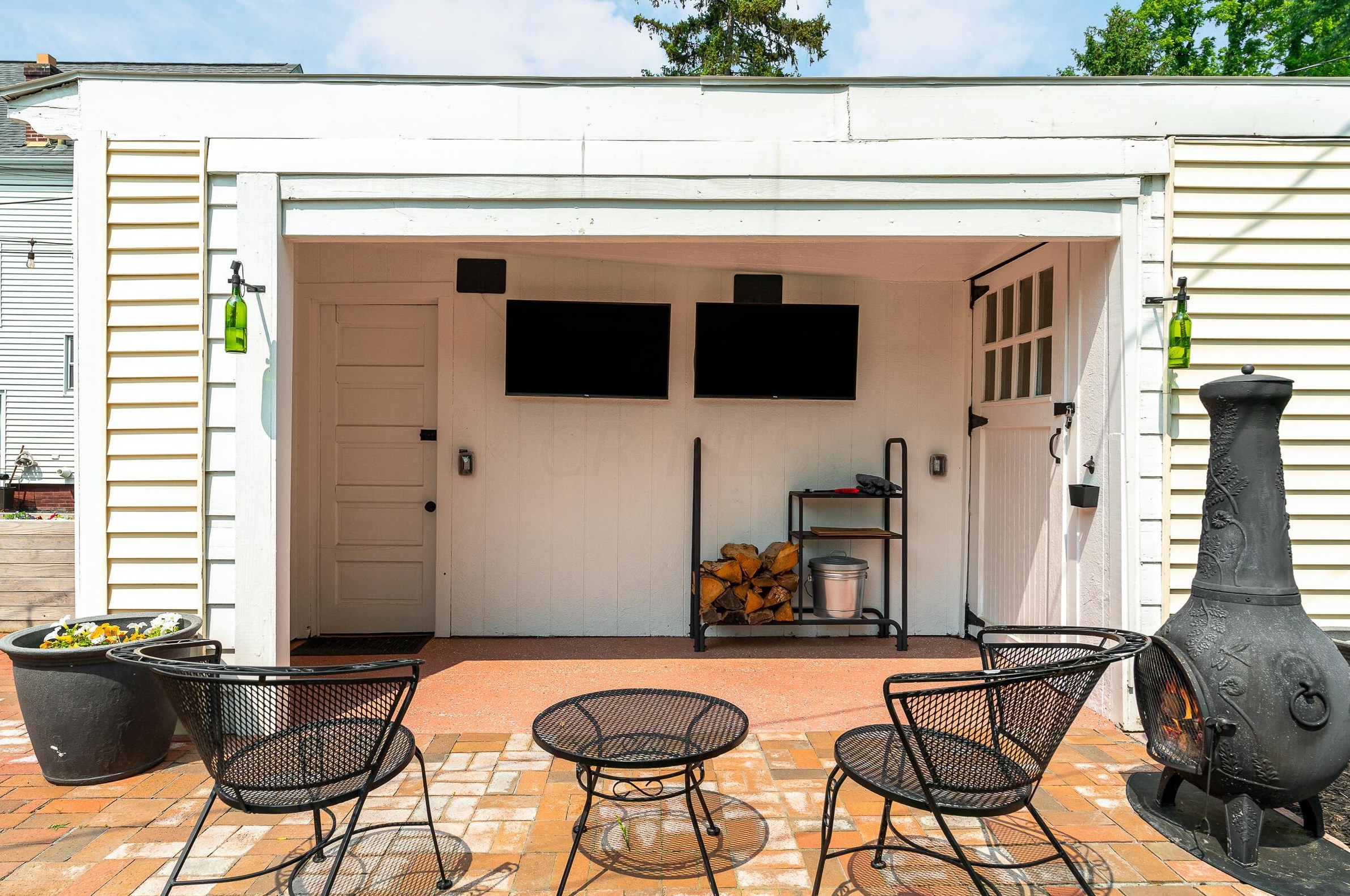 54 Winthrop Rd, Columbus OH  43214-3629 exterior