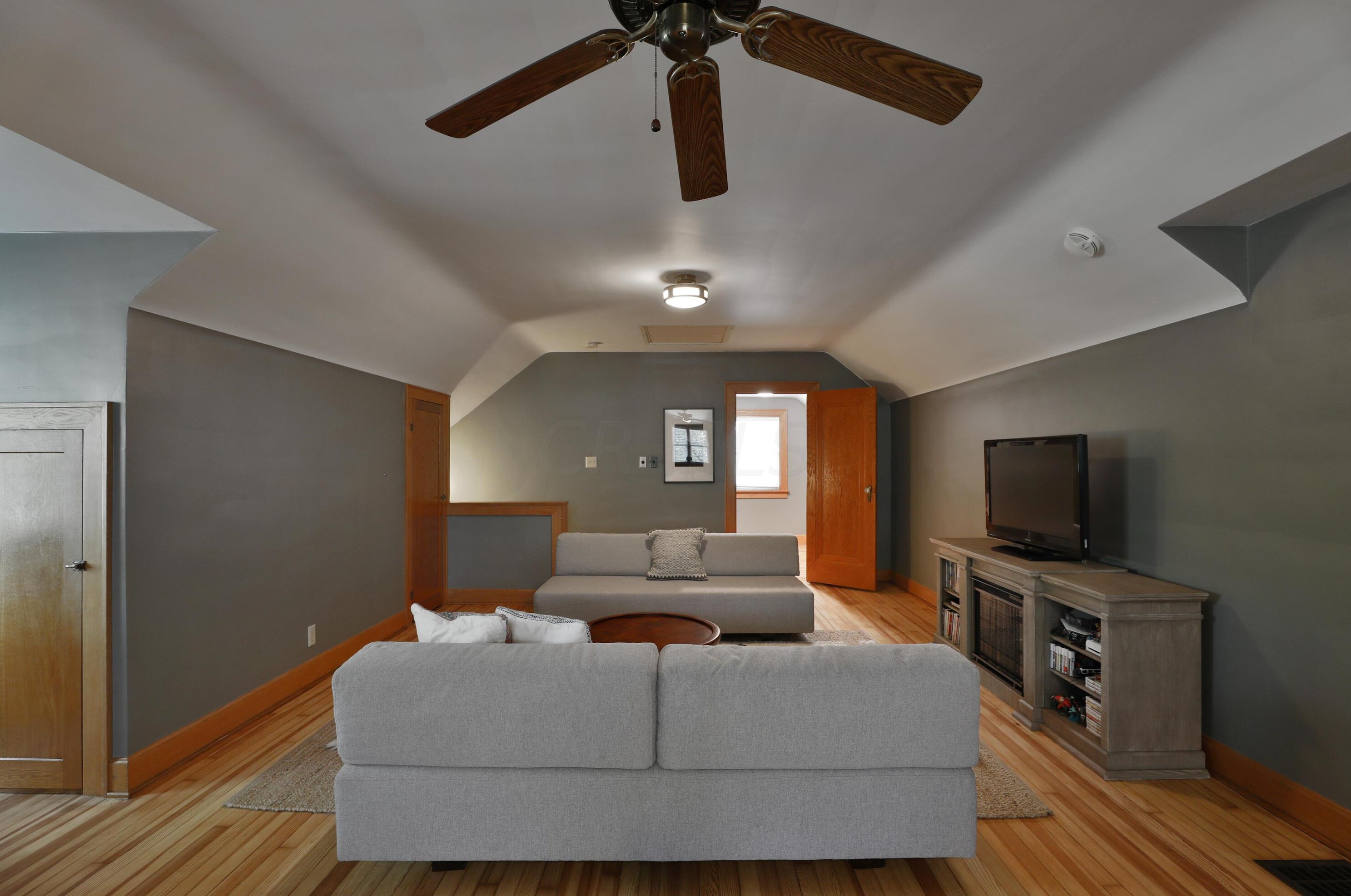 335 Dublin Granville Rd, Columbus OH 43085-3109 exterior