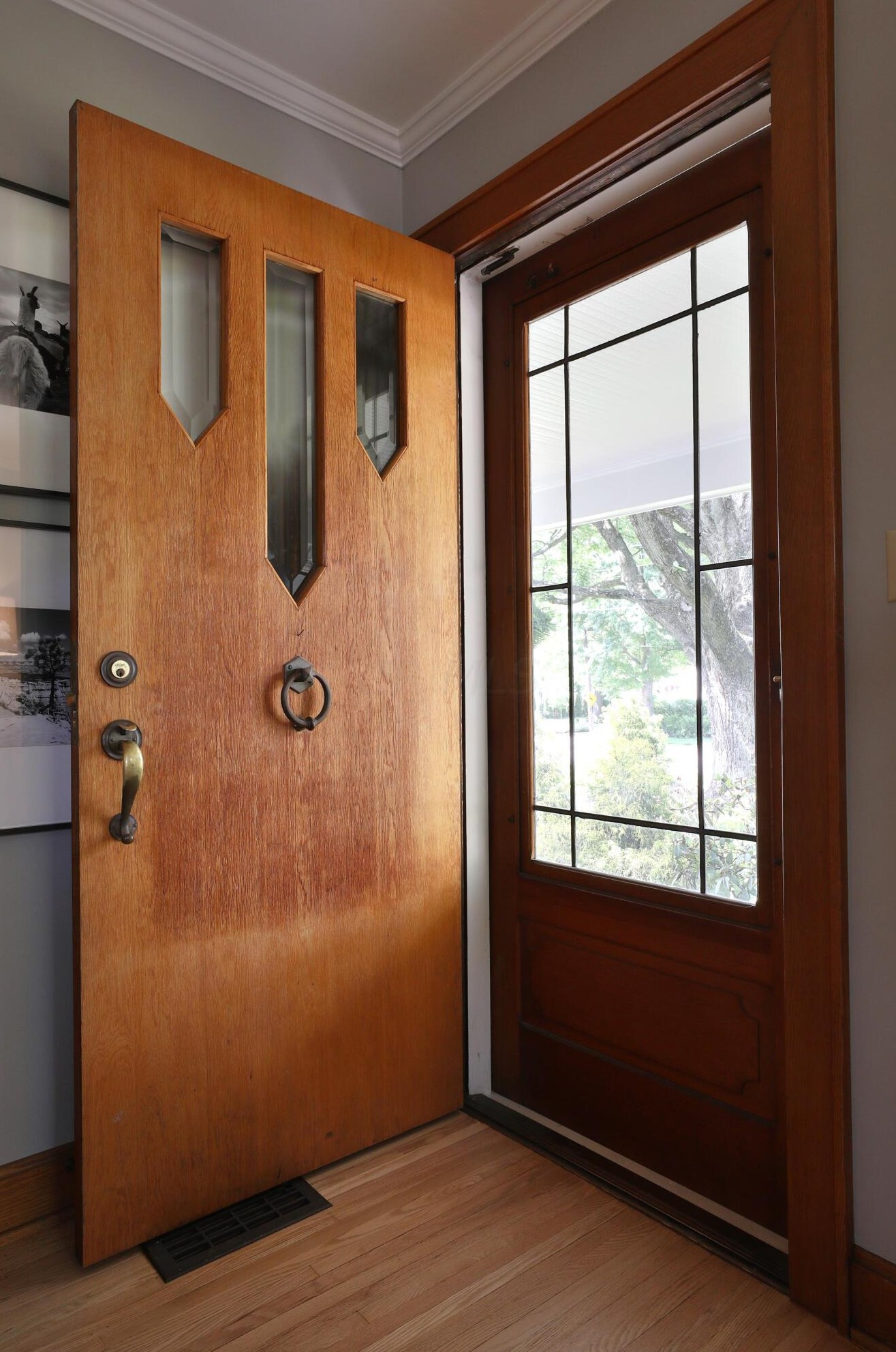 335 Dublin Granville Rd, Columbus OH 43085-3109 exterior