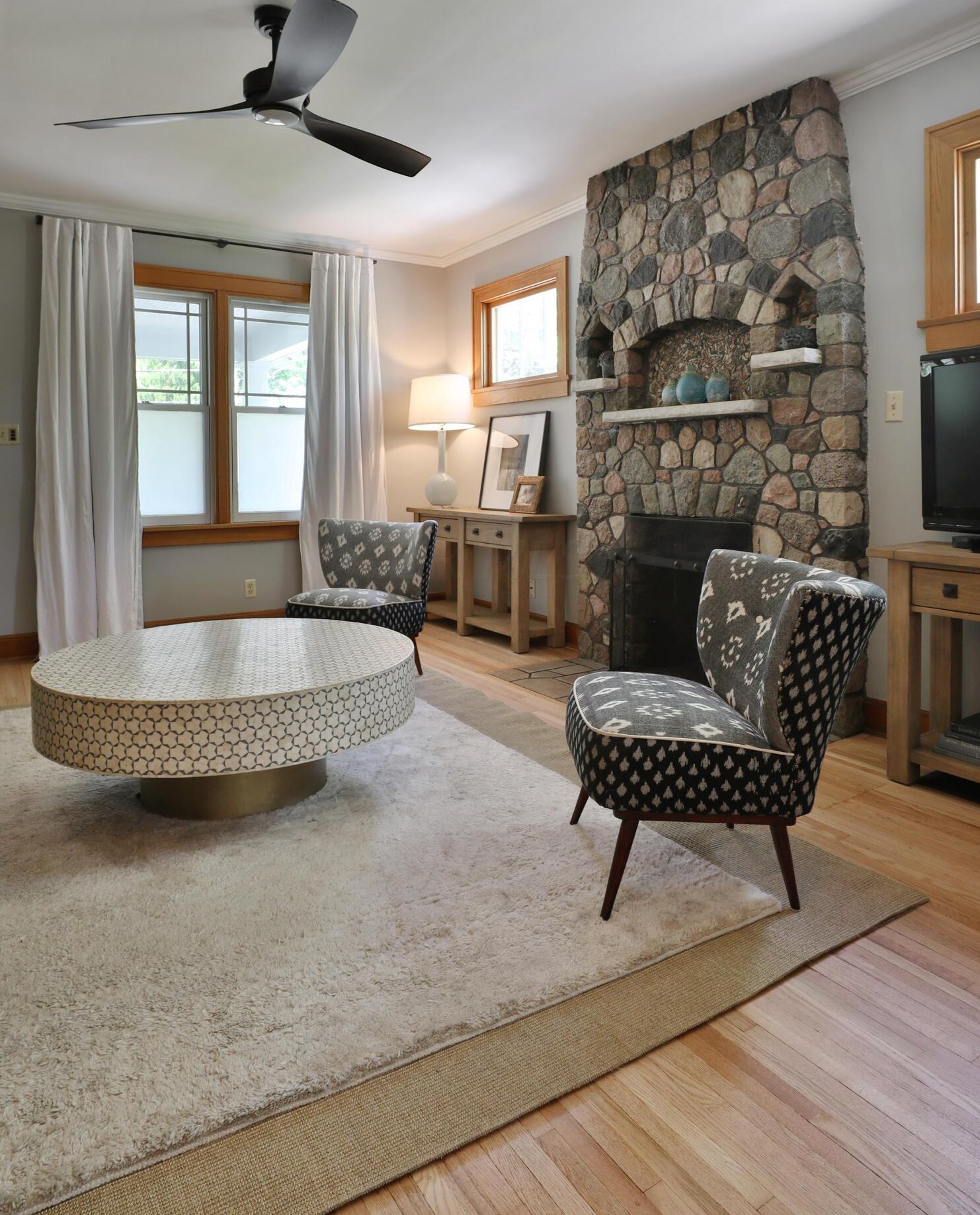 335 Dublin Granville Rd, Columbus OH 43085-3109 exterior