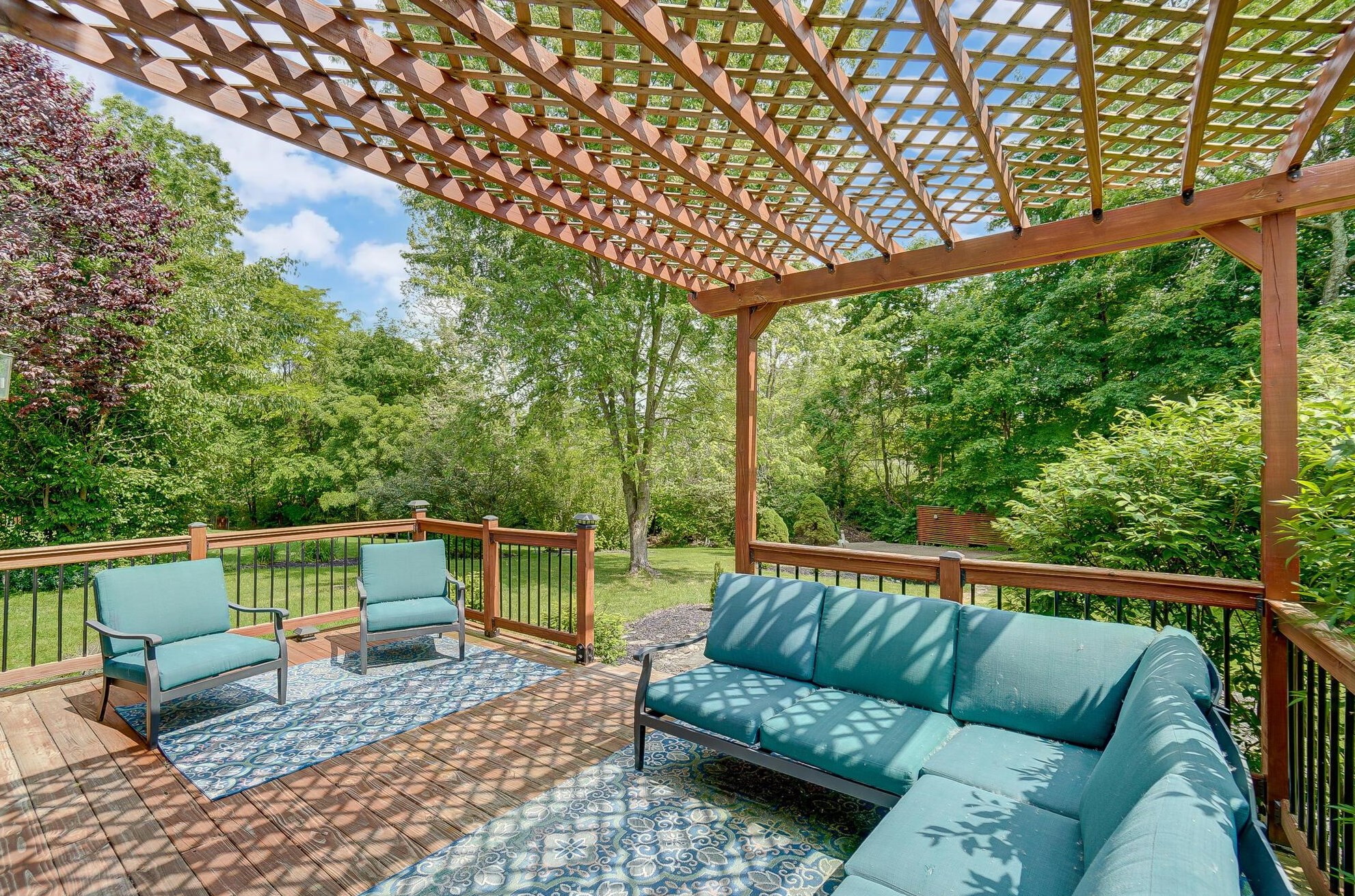 6463 Gossamer Ct, Westerville OH  43081-8242 exterior