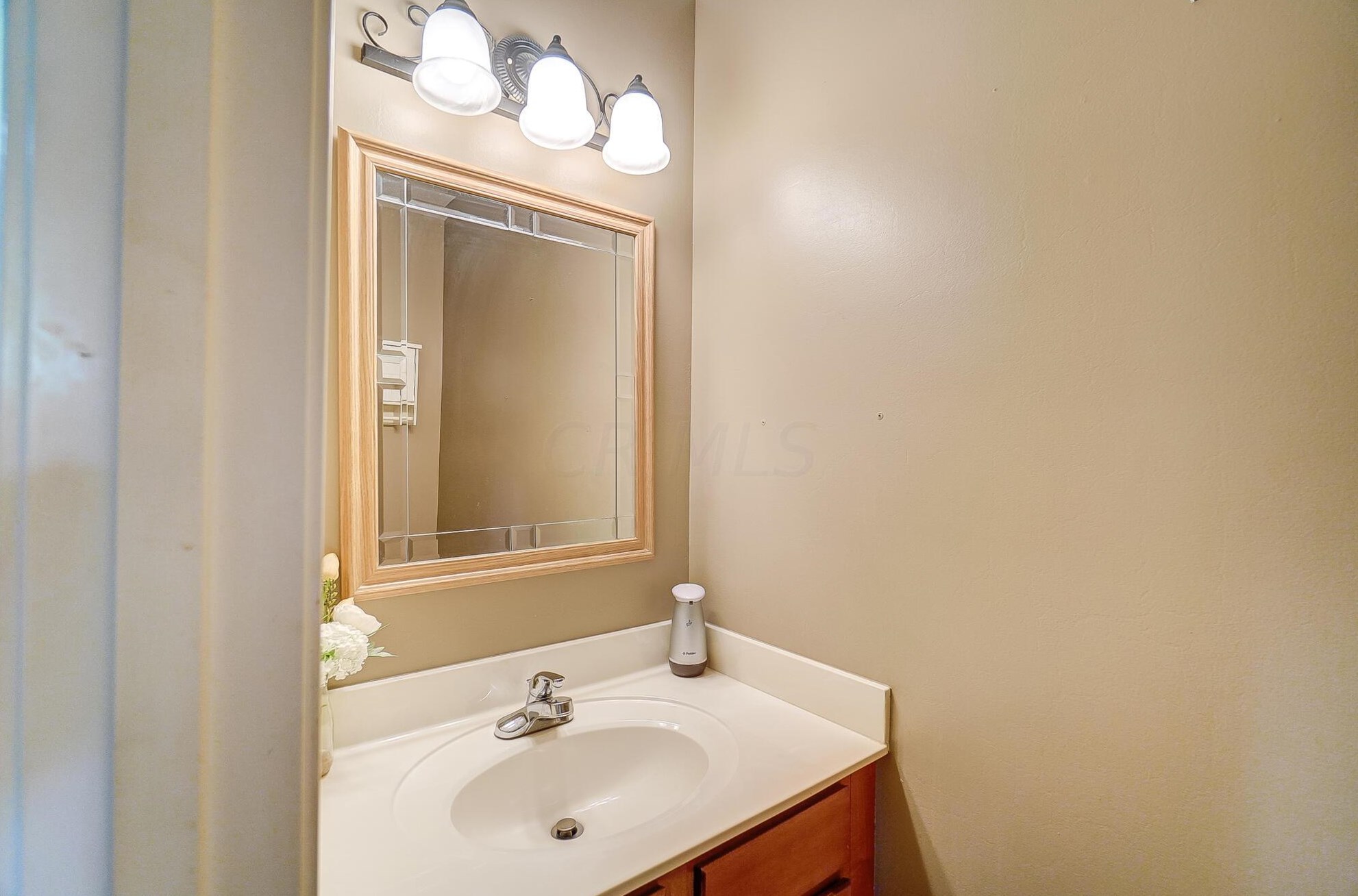 6463 Gossamer Ct, Westerville OH  43081-8242 exterior