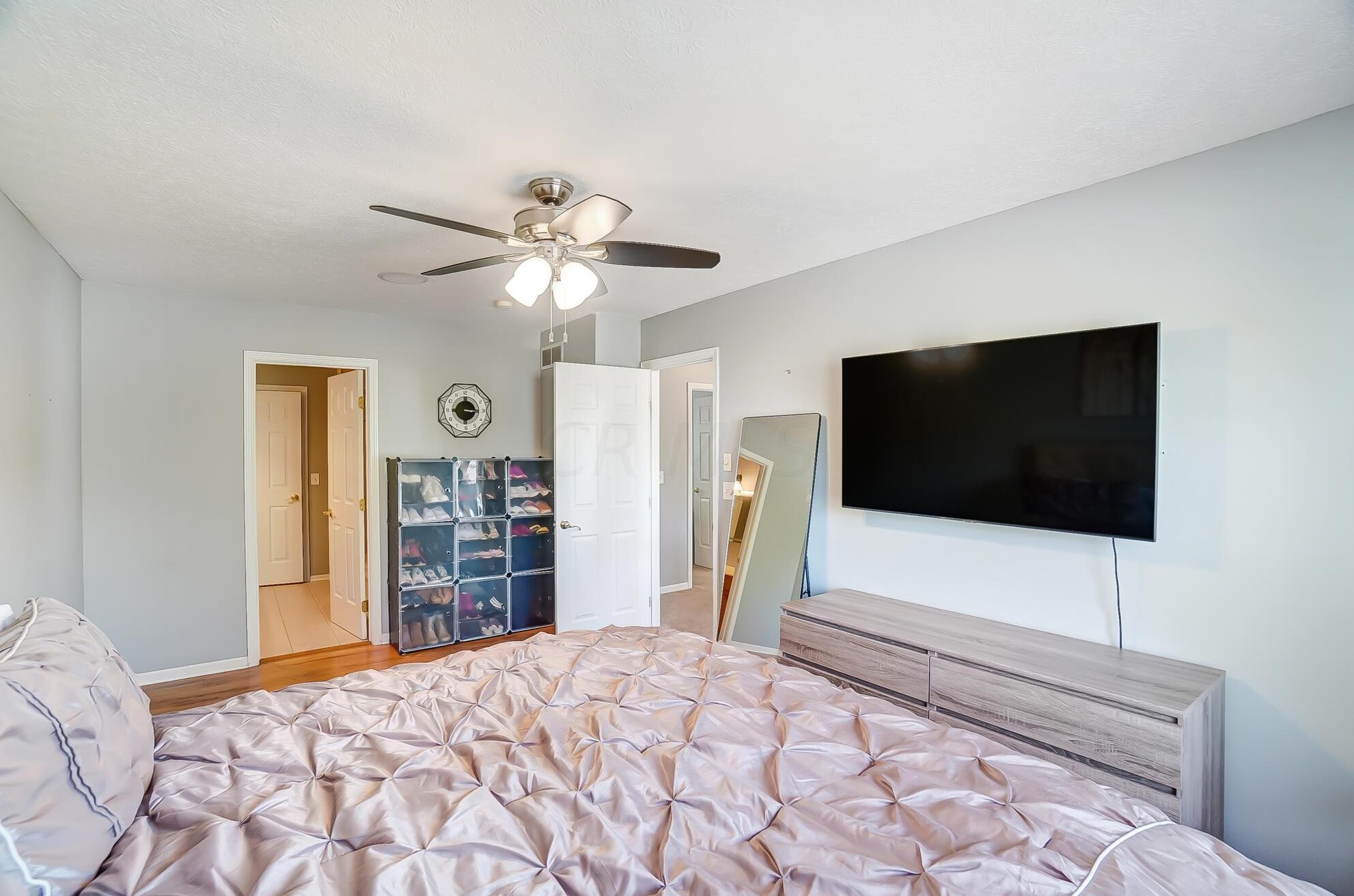 6463 Gossamer Ct, Westerville OH  43081-8242 exterior