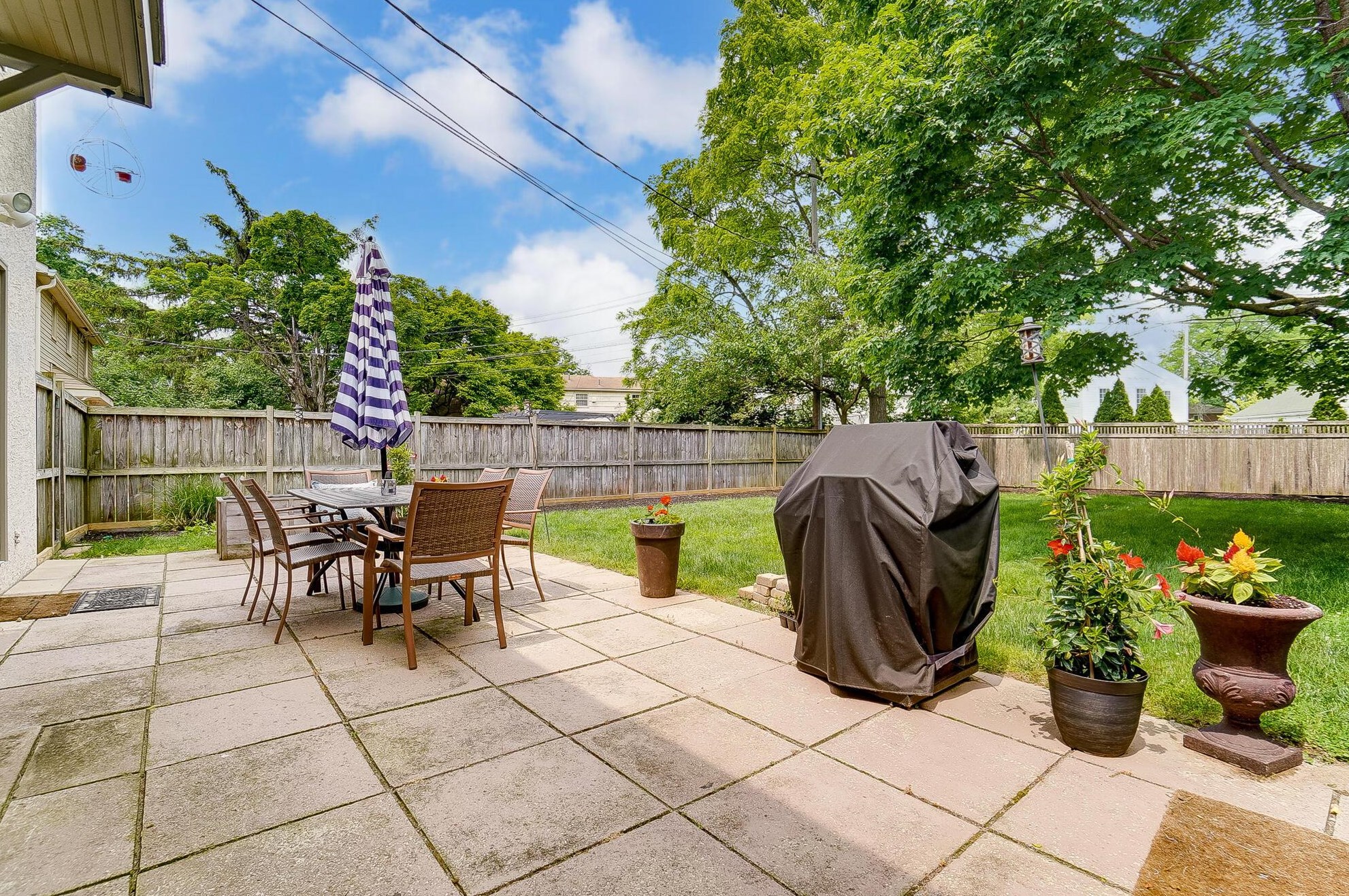 1568 Stanford Rd, Columbus OH  43212-1118 exterior