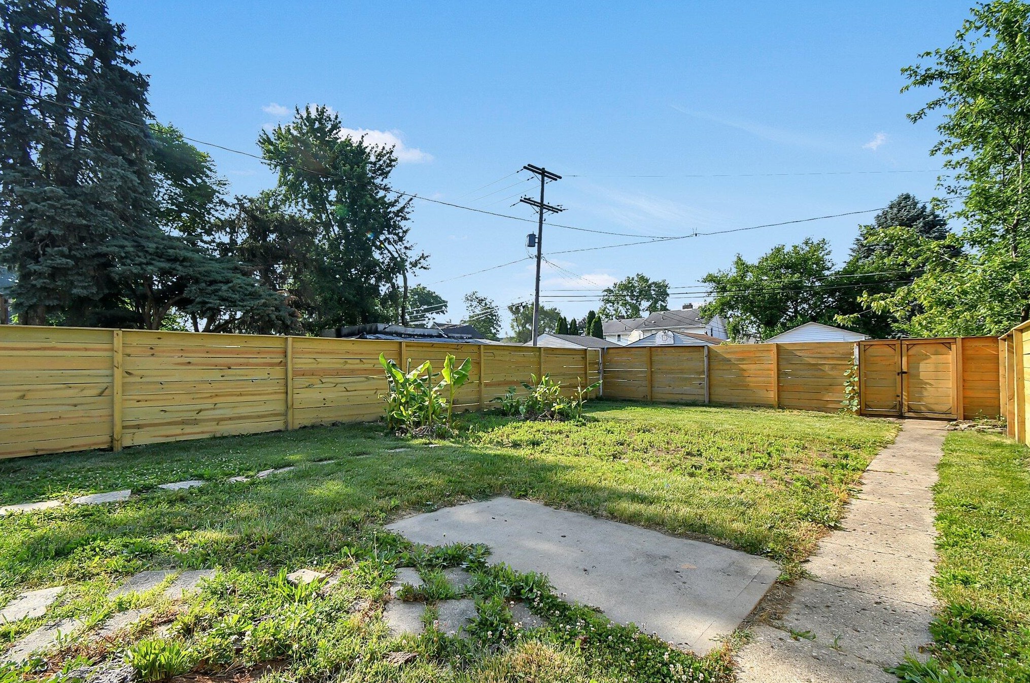 605 Southwood Ave, Columbus OH 43207-1379 exterior