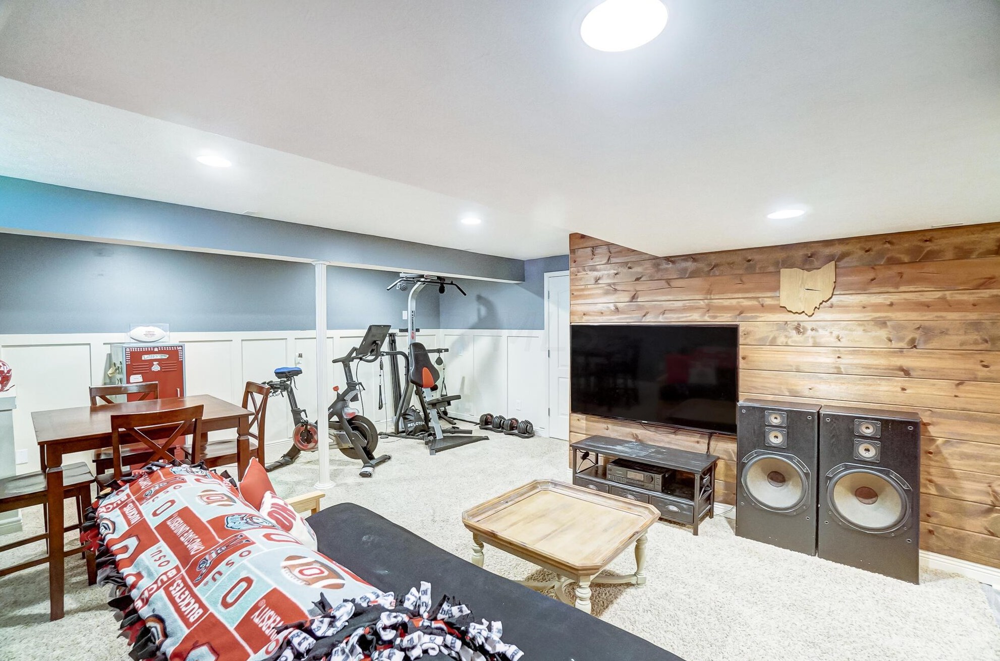 405 Amber Light Cir, Delaware OH  43015-5091 exterior