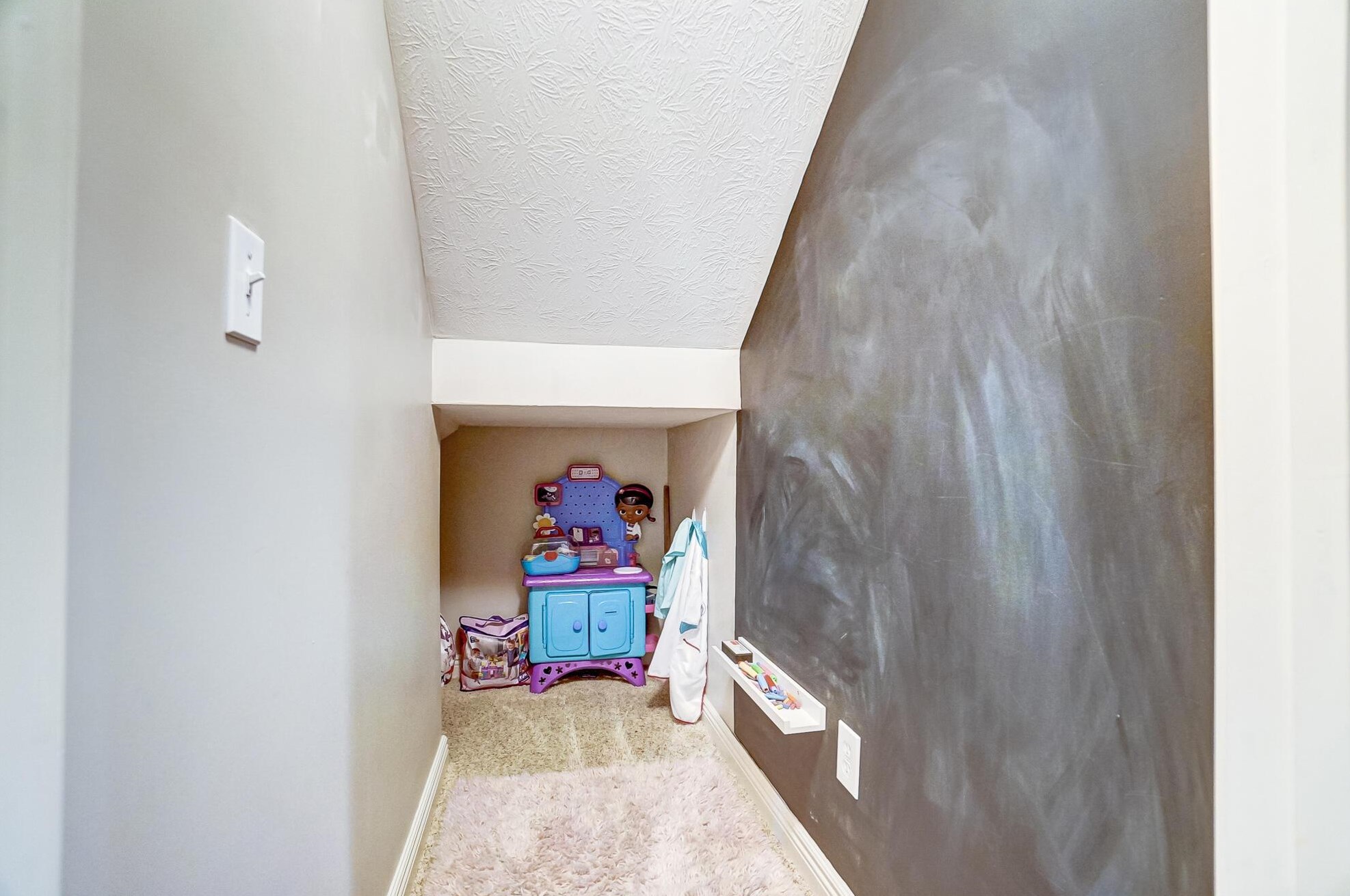 405 Amber Light Cir, Delaware OH  43015-5091 exterior