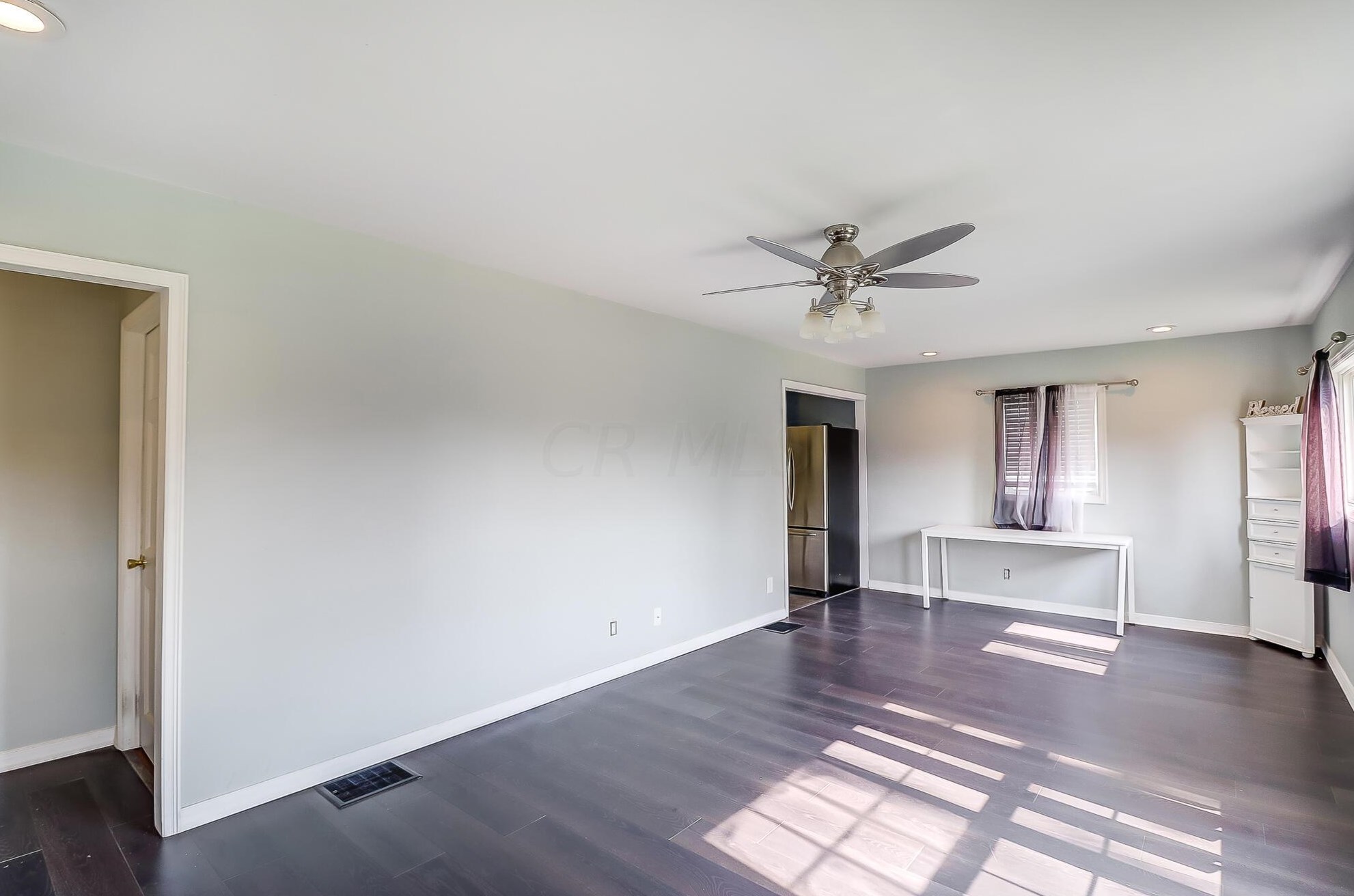 301 Wyandotte St, Lancaster OH  43130-3946 exterior
