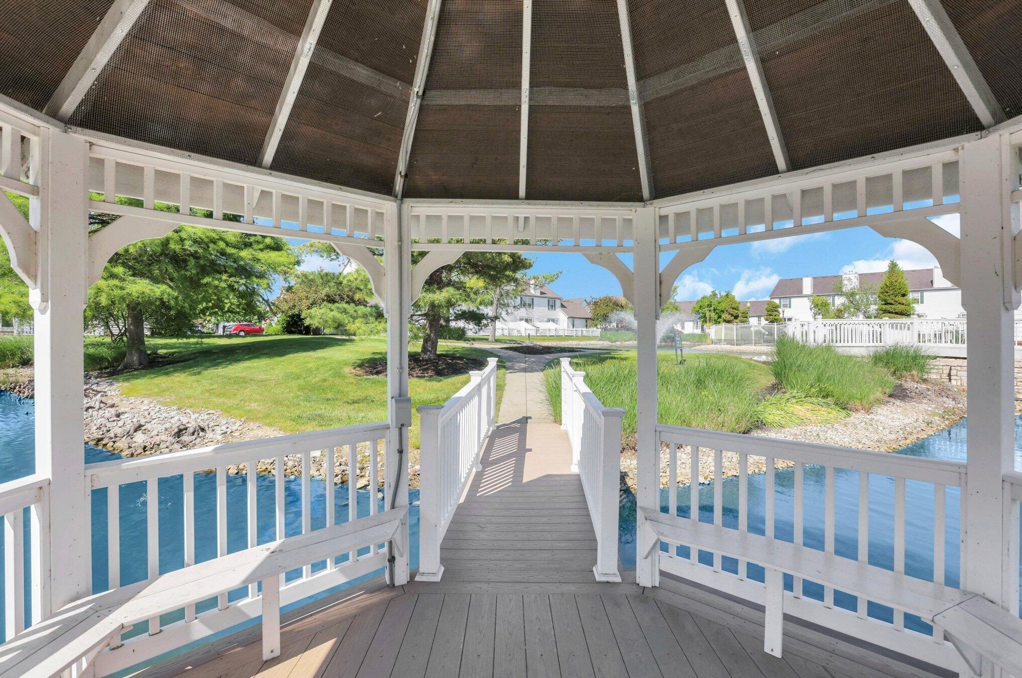 5315 Bethel Park Dr, Columbus OH  43235-7125 exterior