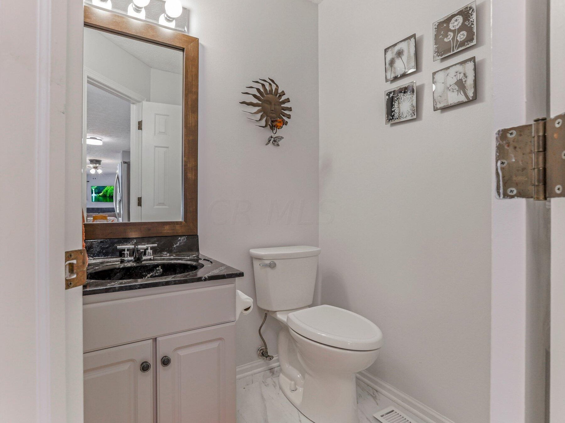 5315 Bethel Park Dr, Columbus OH  43235-7125 exterior