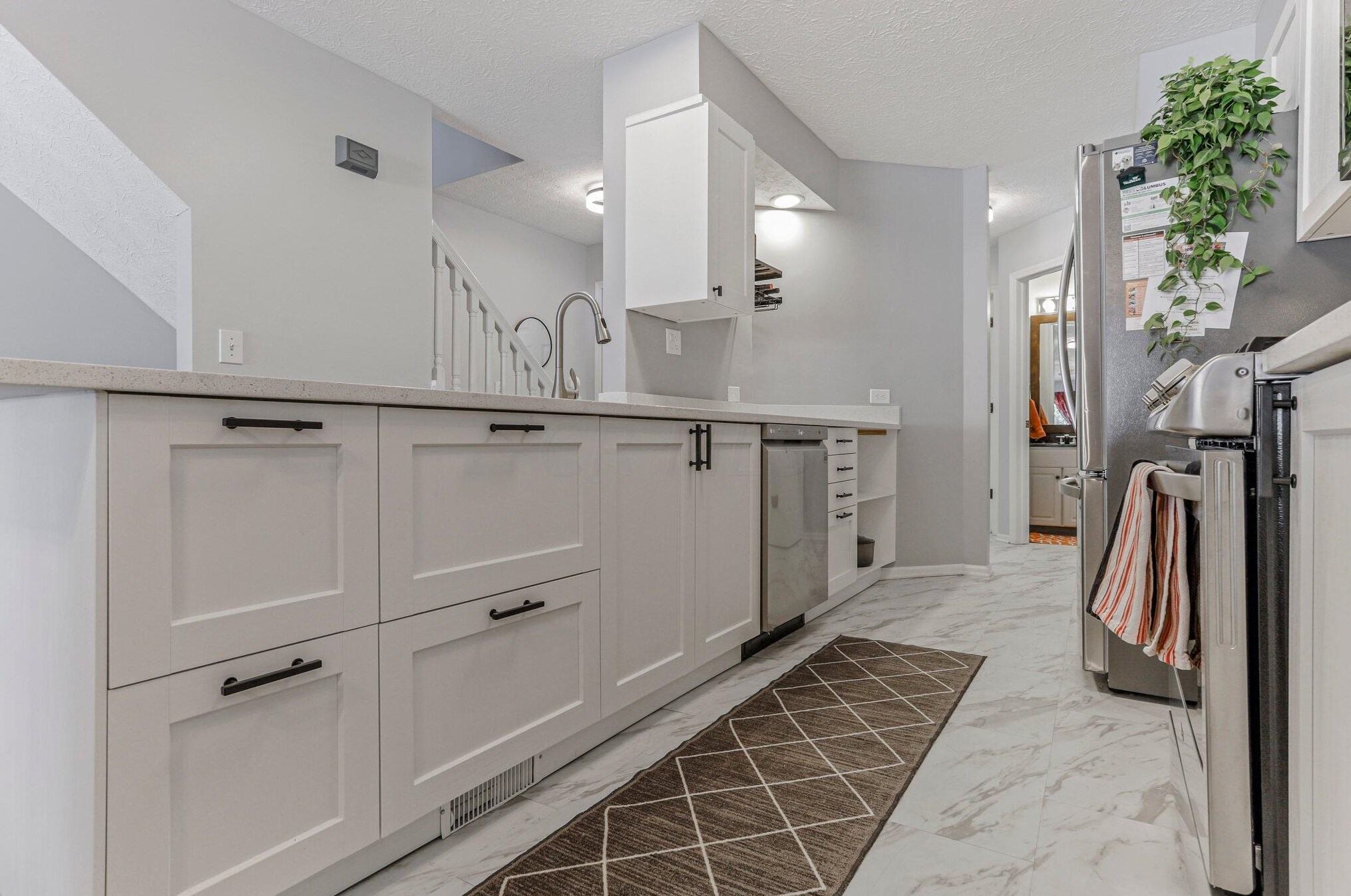 5315 Bethel Park Dr, Columbus OH  43235-7125 exterior