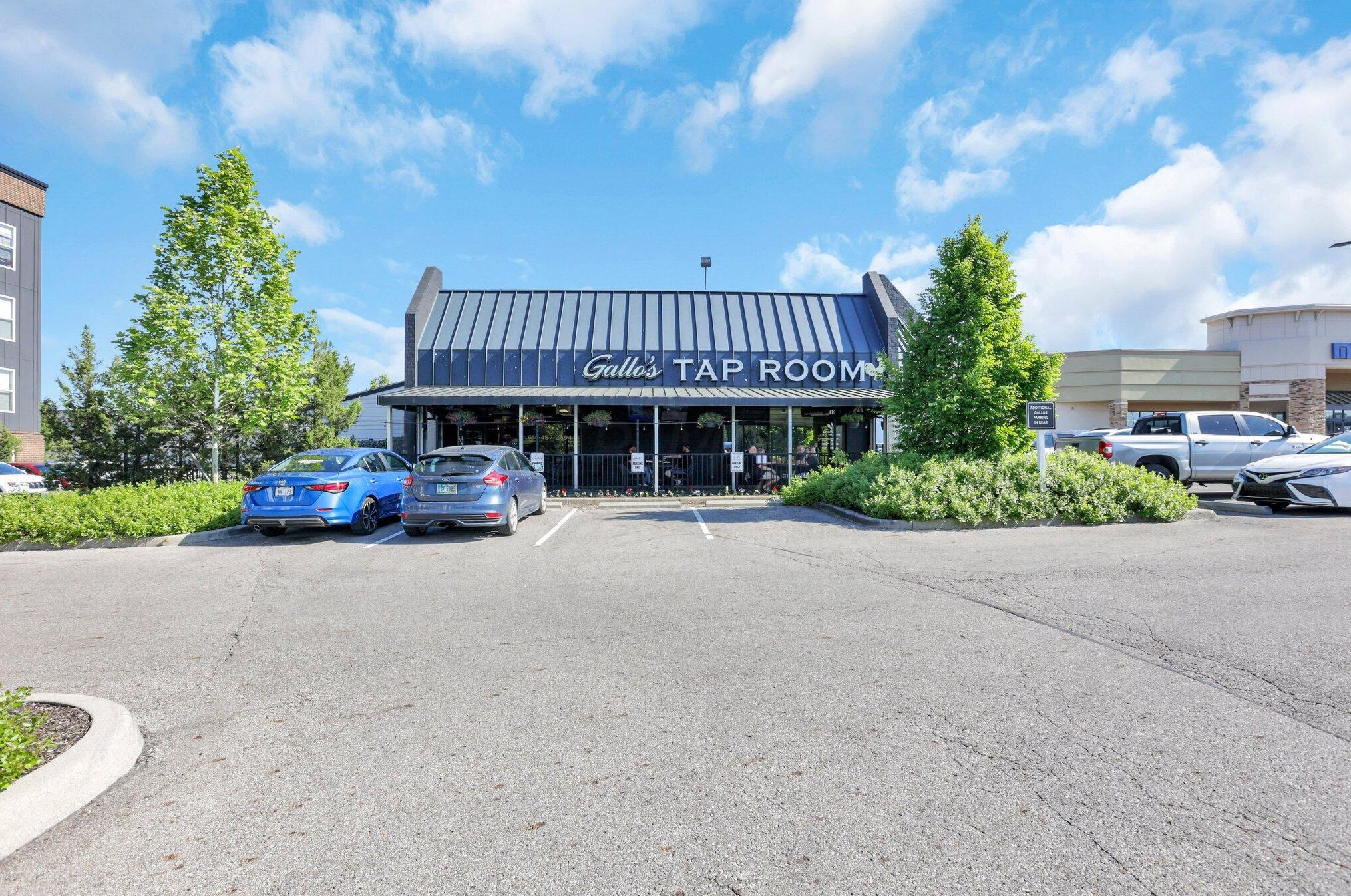 5315 Bethel Park Dr, Columbus OH  43235-7125 exterior