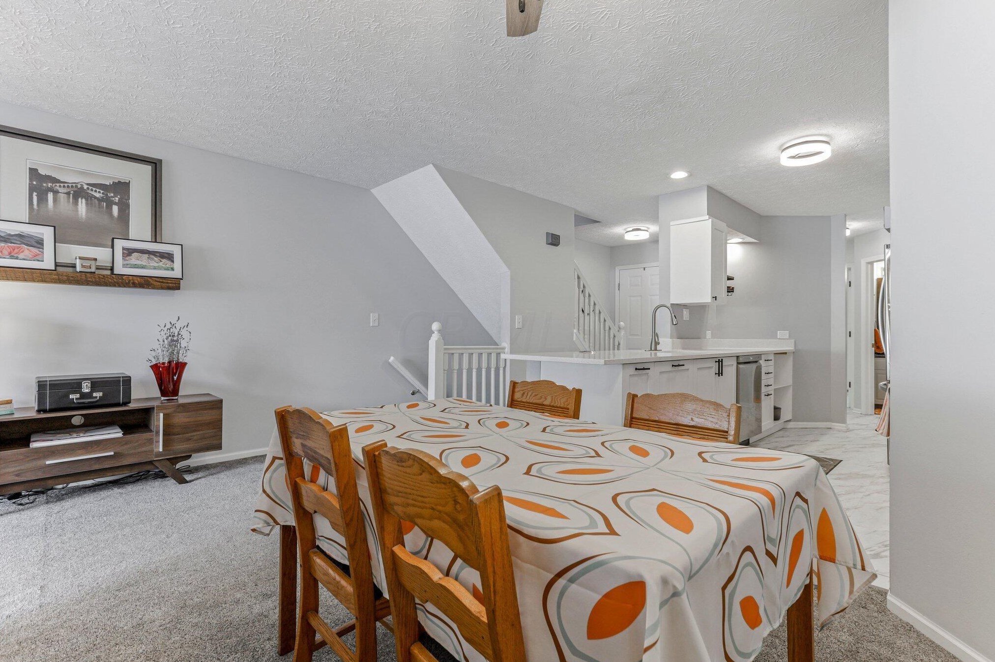 5315 Bethel Park Dr, Columbus OH  43235-7125 exterior