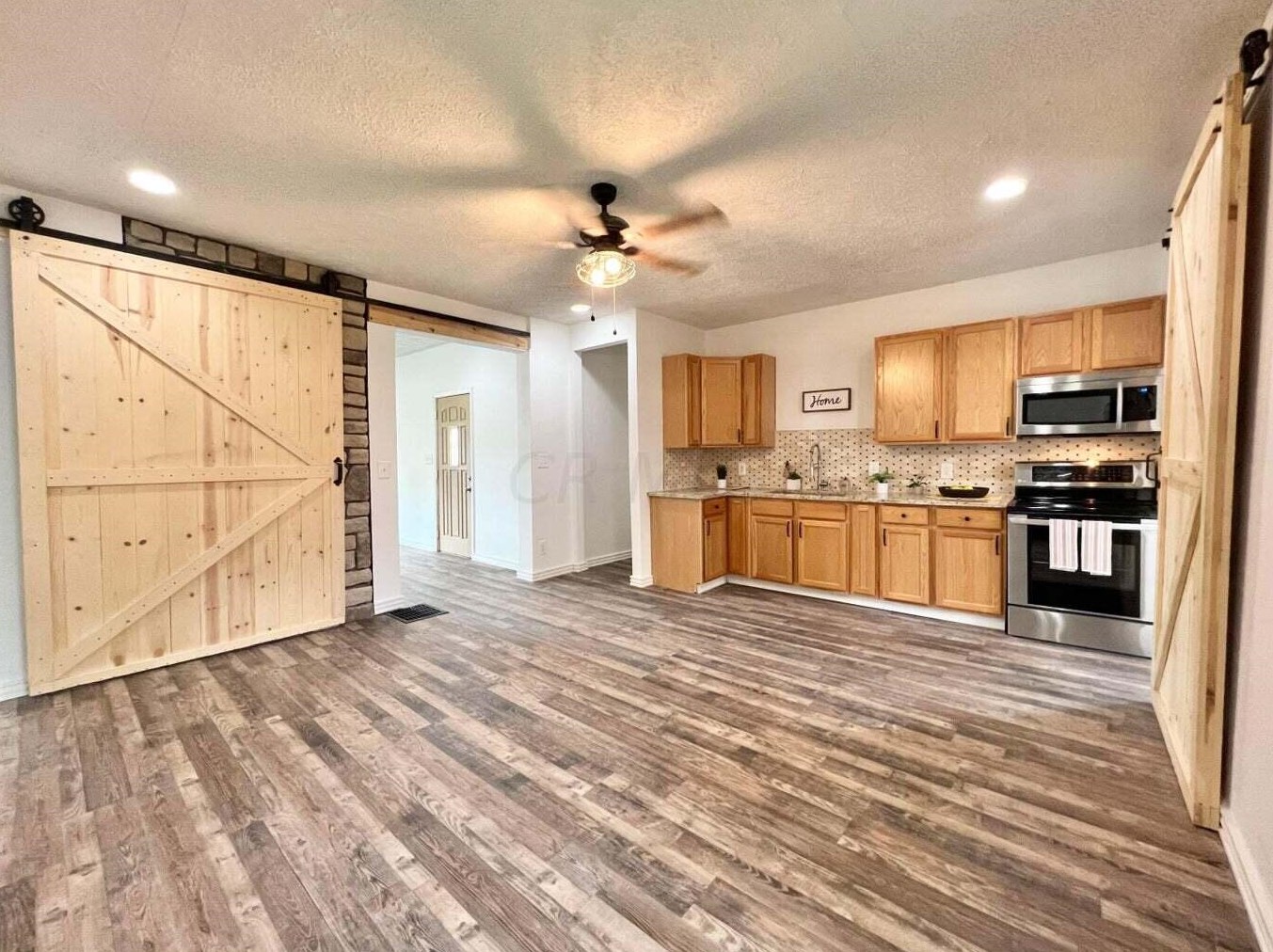 106 Oakley Ave, Columbus OH  43204-3214 exterior