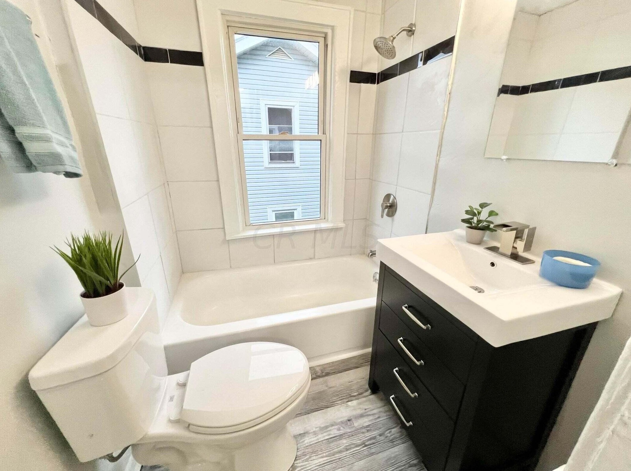 745 Wayne Ave, Columbus OH  43204-2930 exterior