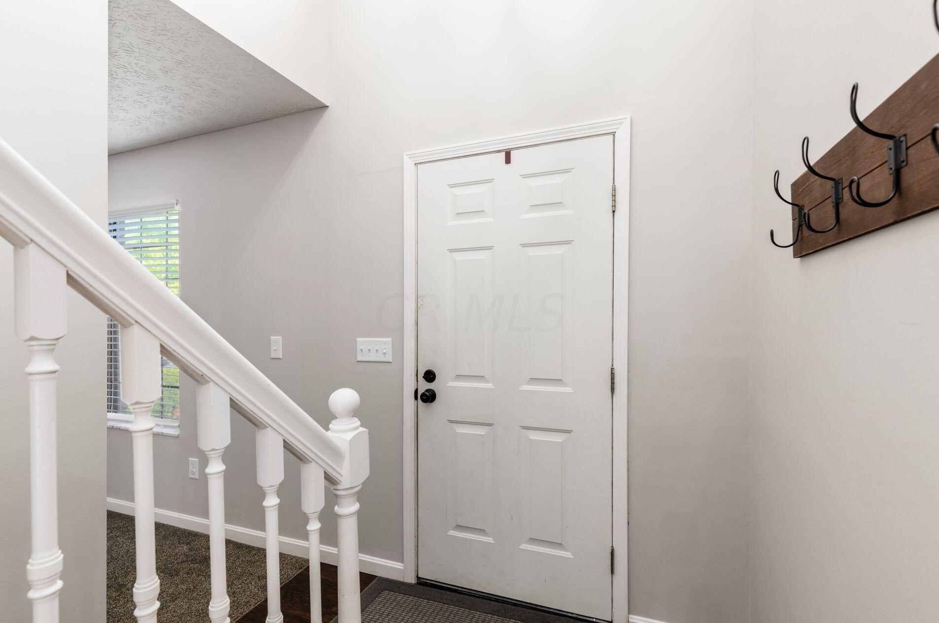 6012 Northcliff Blvd, Dublin OH  43016-6712 exterior