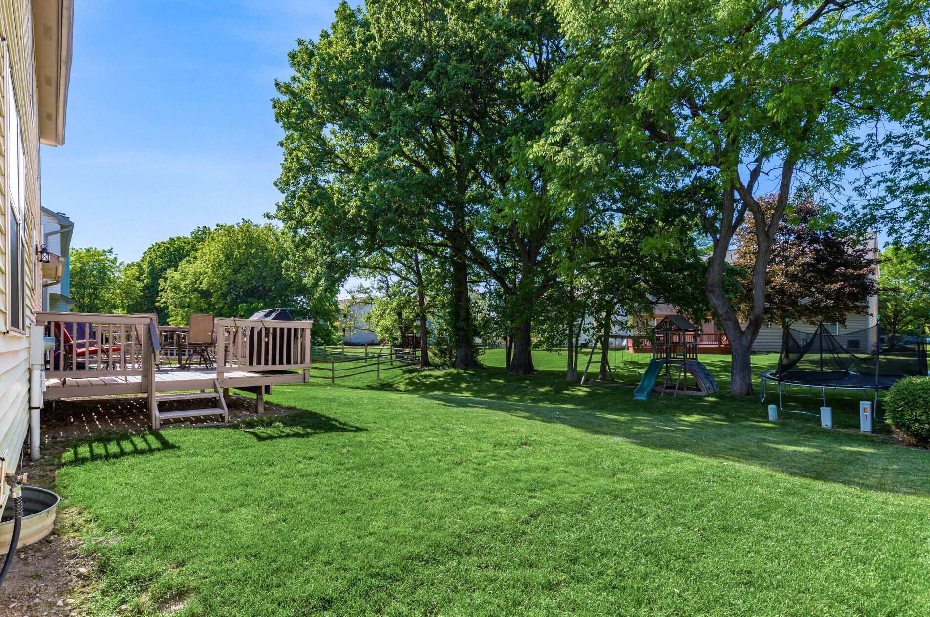 6012 Northcliff Blvd, Dublin OH  43016-6712 exterior