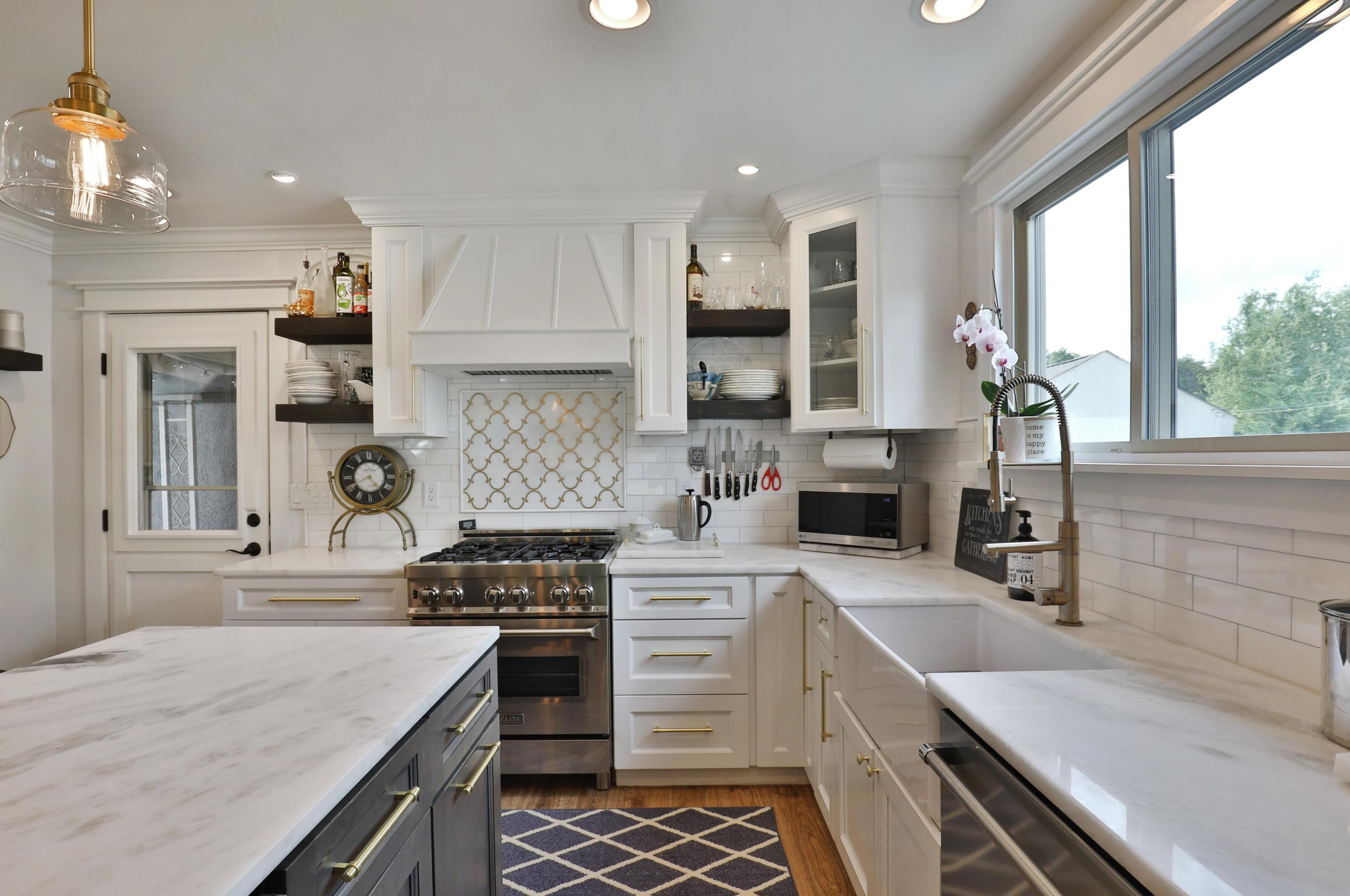 239 Kellner Rd, Columbus OH 43209-1530 exterior