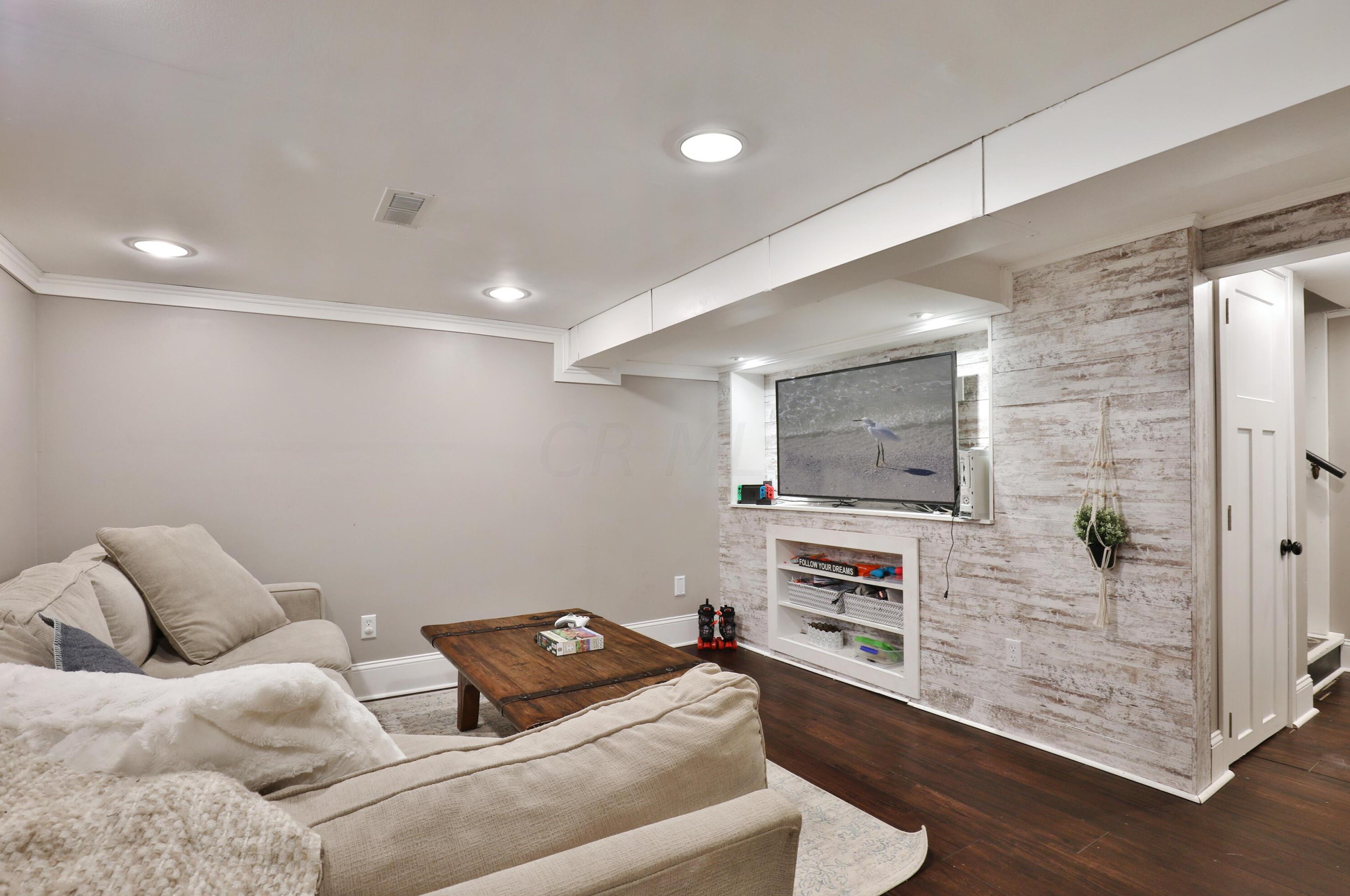 239 Kellner Rd, Columbus OH 43209-1530 exterior