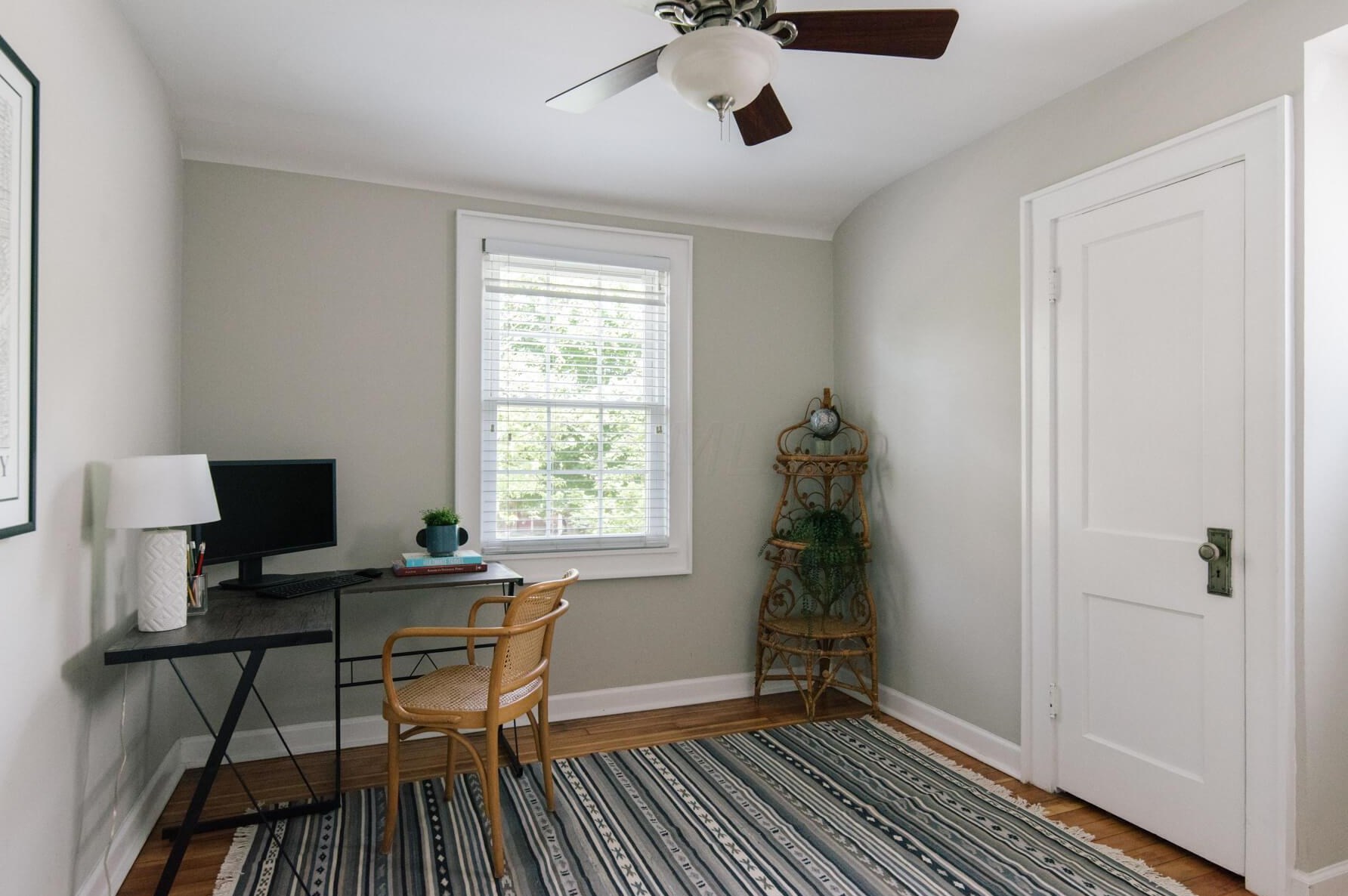 812 Gladden Rd, Columbus OH 43212-3811 exterior