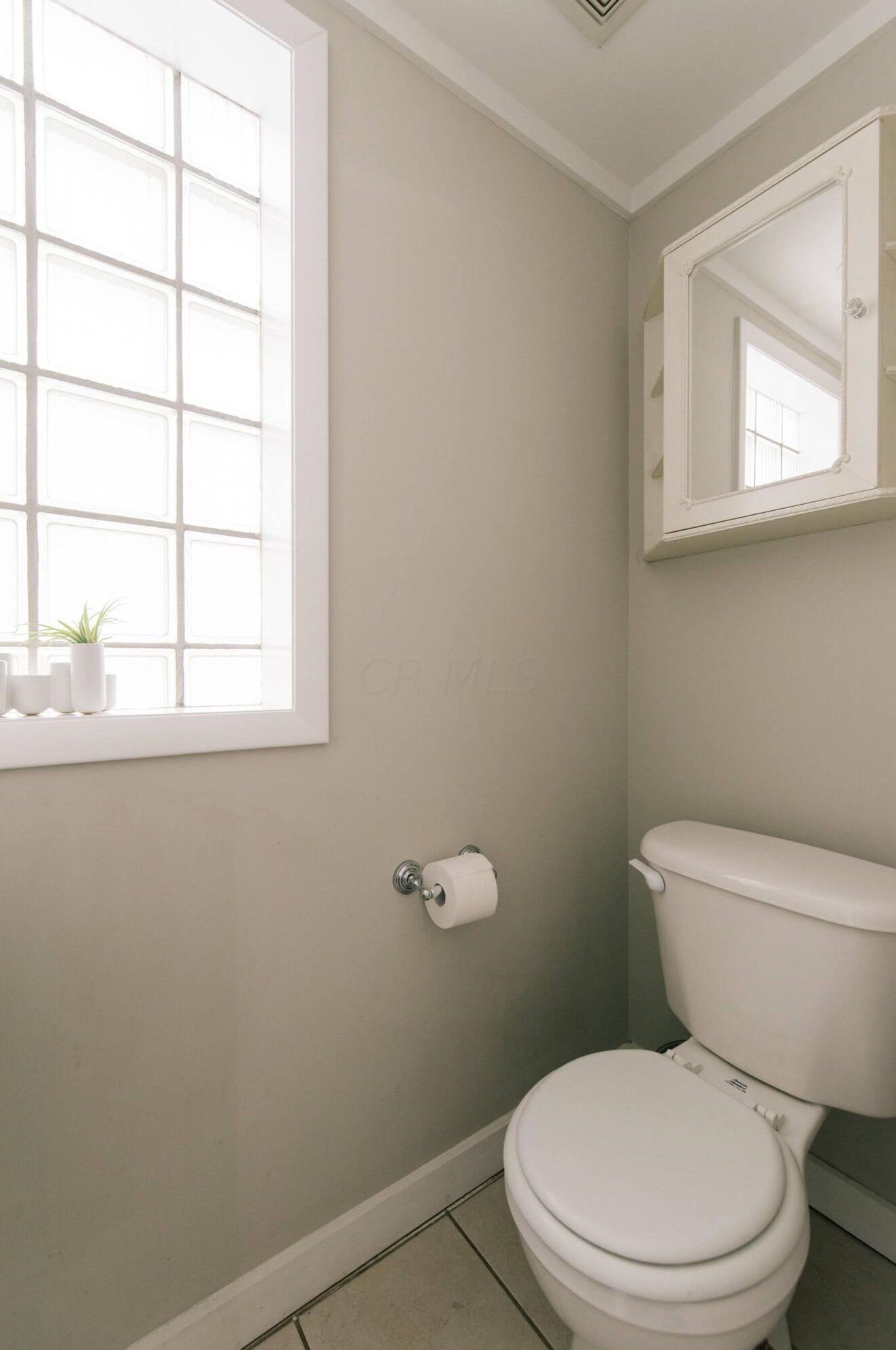 812 Gladden Rd, Columbus OH 43212-3811 exterior