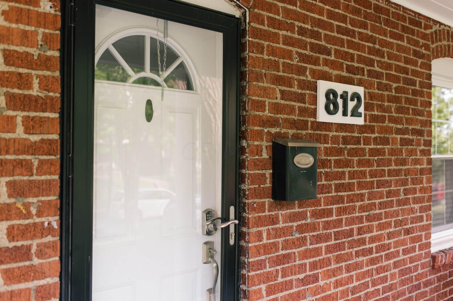 812 Gladden Rd, Columbus OH 43212-3811 exterior