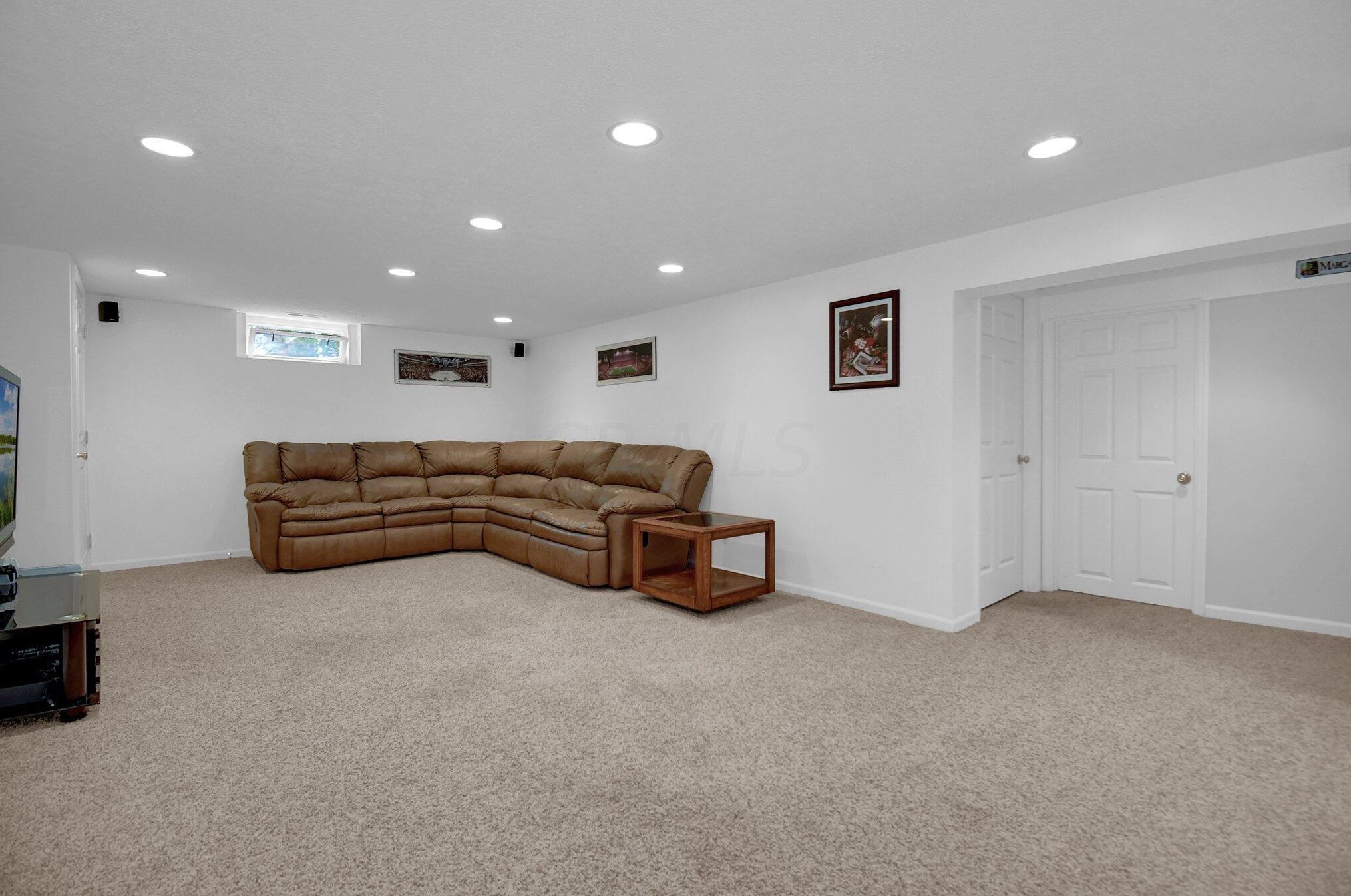 1189 Leicester Pl, Columbus OH 43235-2181 exterior