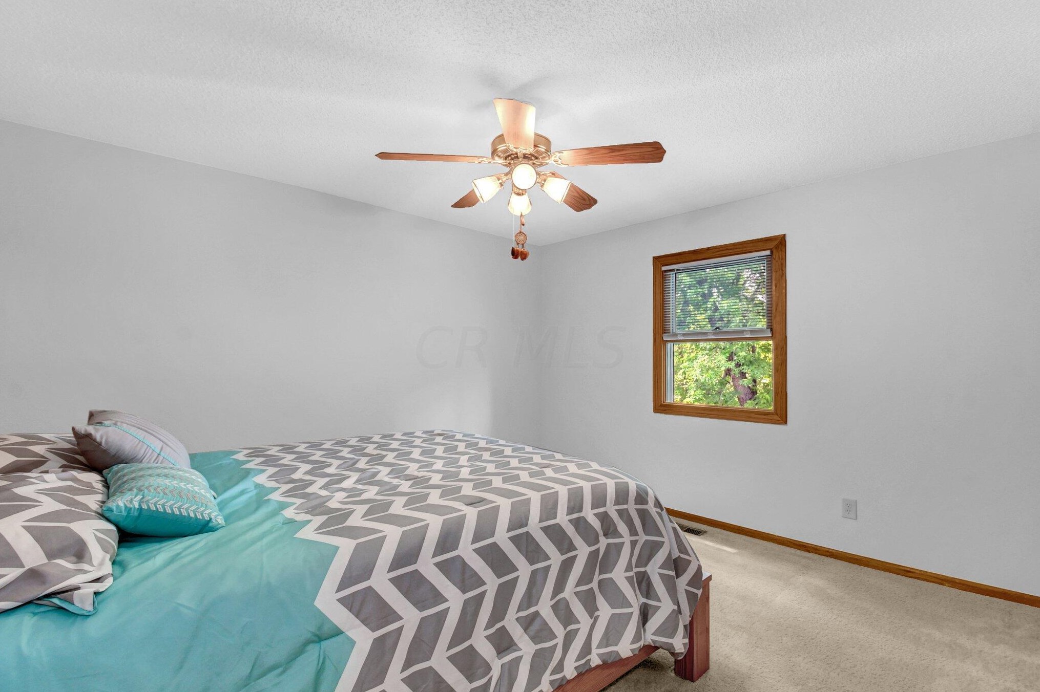 1189 Leicester Pl, Columbus OH 43235-2181 exterior