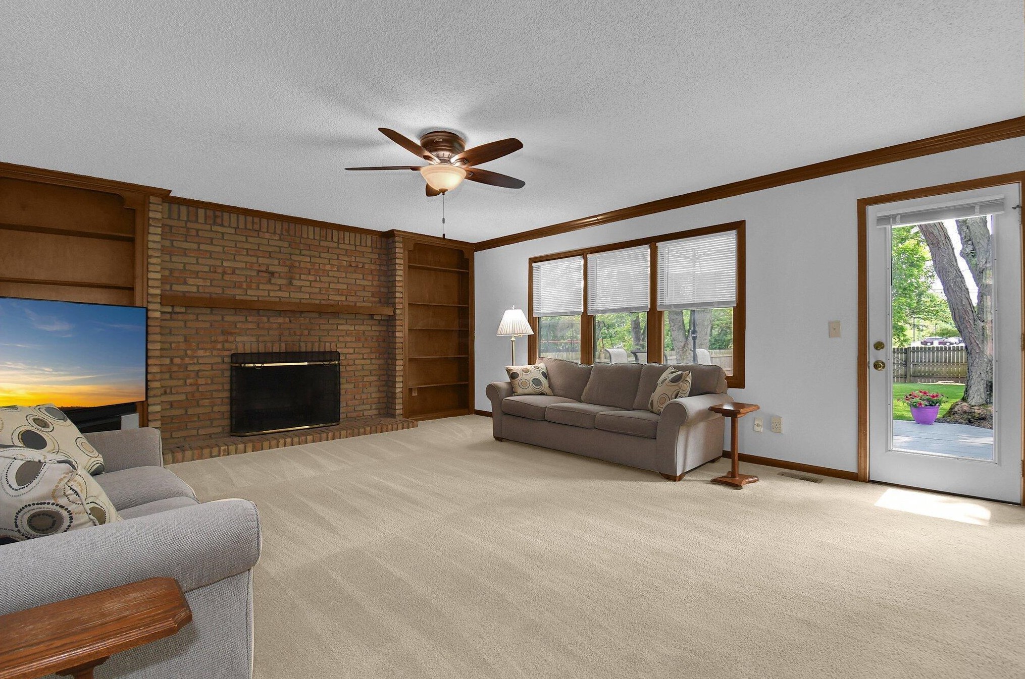 1189 Leicester Pl, Columbus OH 43235-2181 exterior