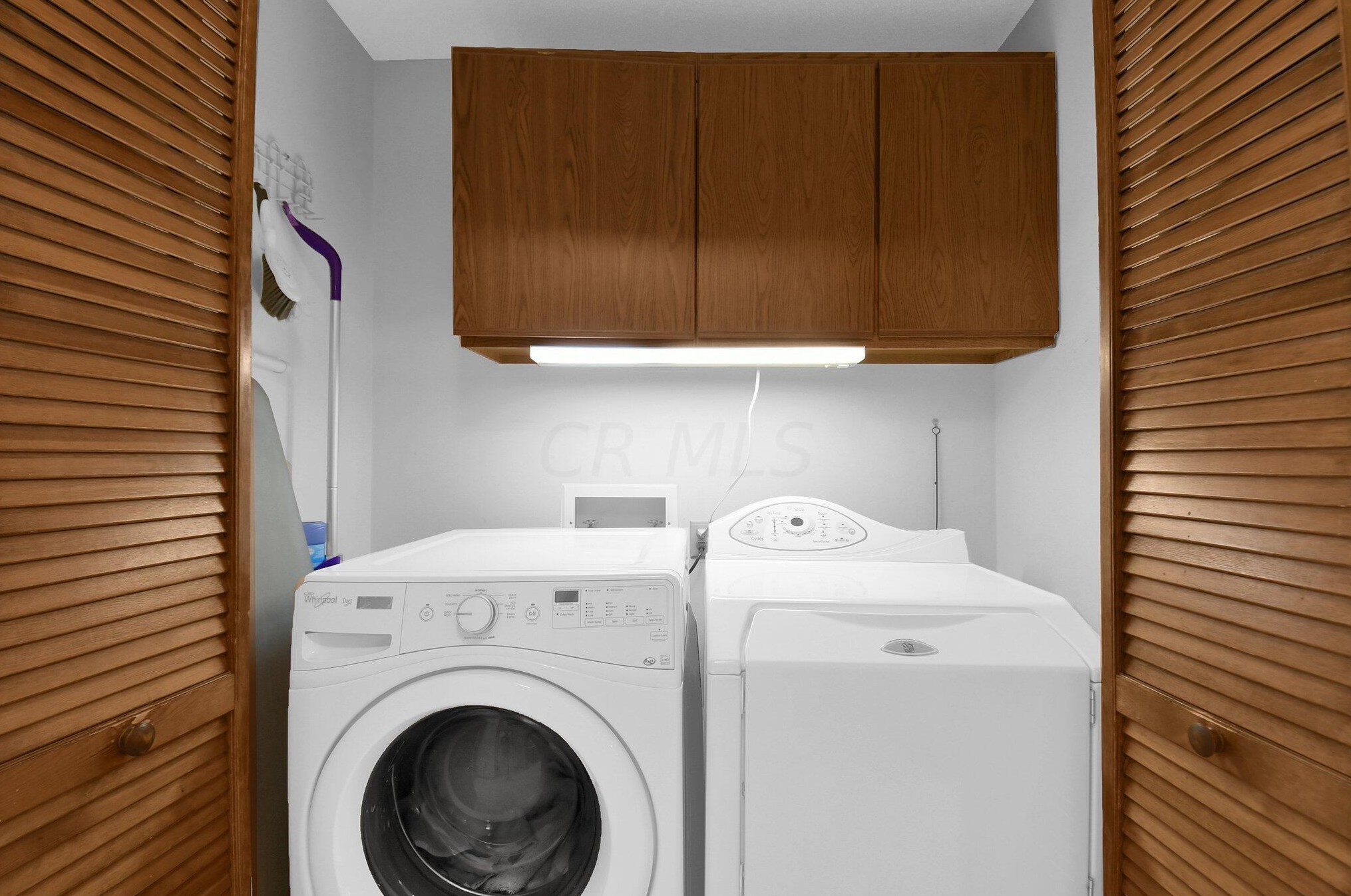 1189 Leicester Pl, Columbus OH 43235-2181 exterior