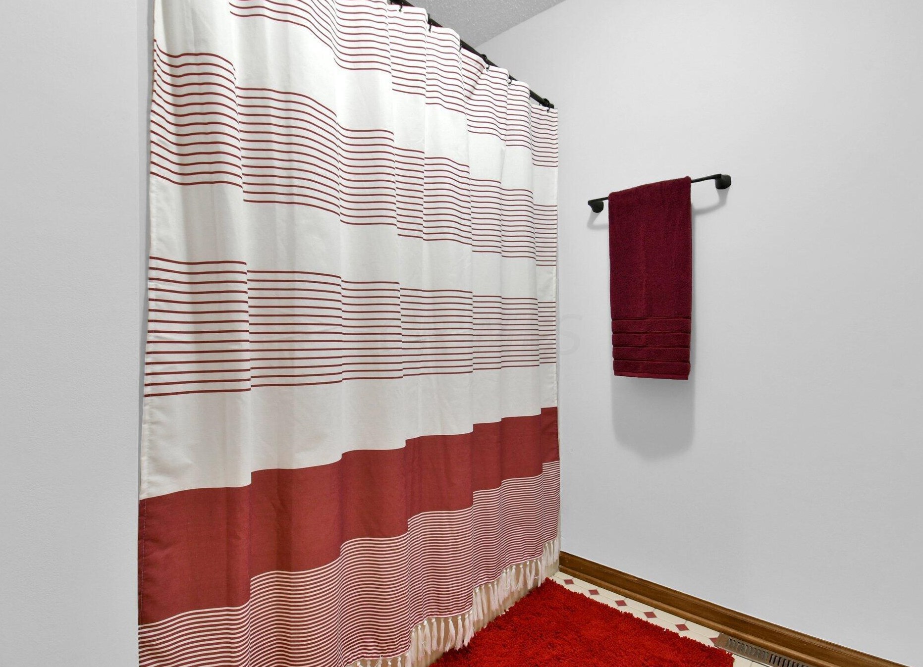 1189 Leicester Pl, Columbus OH 43235-2181 exterior