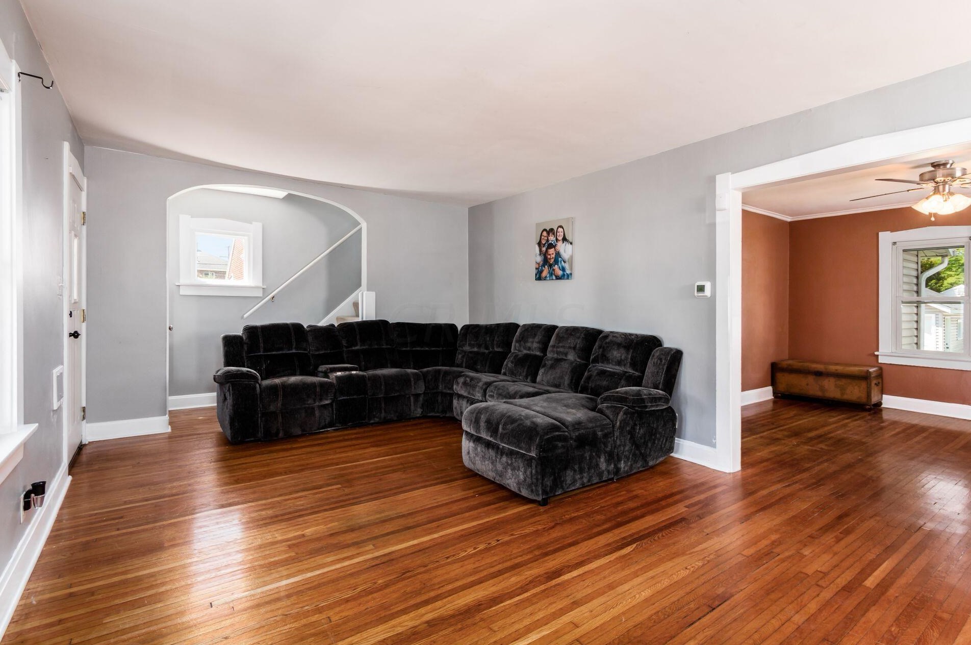 655 Hilltonia Ave, Columbus OH 43223-1703 exterior