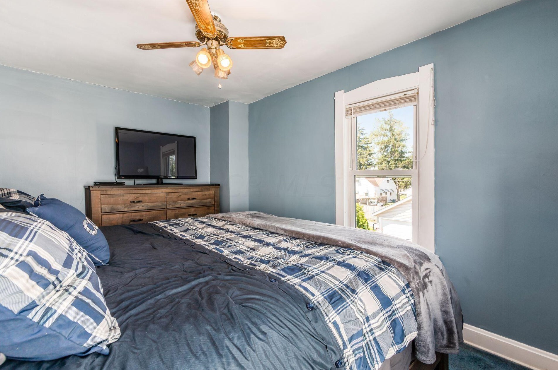 655 Hilltonia Ave, Columbus OH 43223-1703 exterior