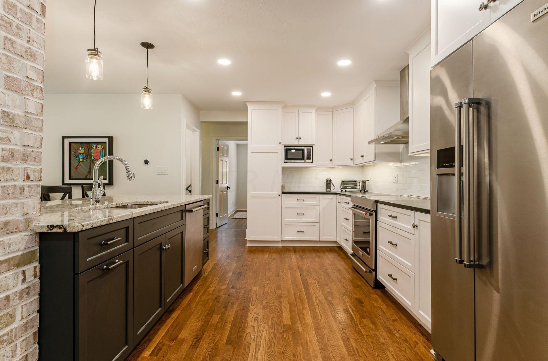 549 Columbia Ave, Columbus OH 43209-1005 exterior