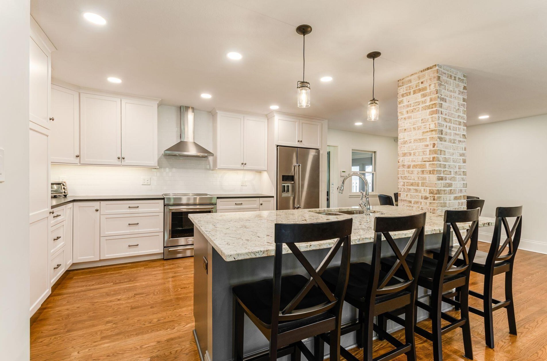 549 Columbia Ave, Columbus OH 43209-1005 exterior