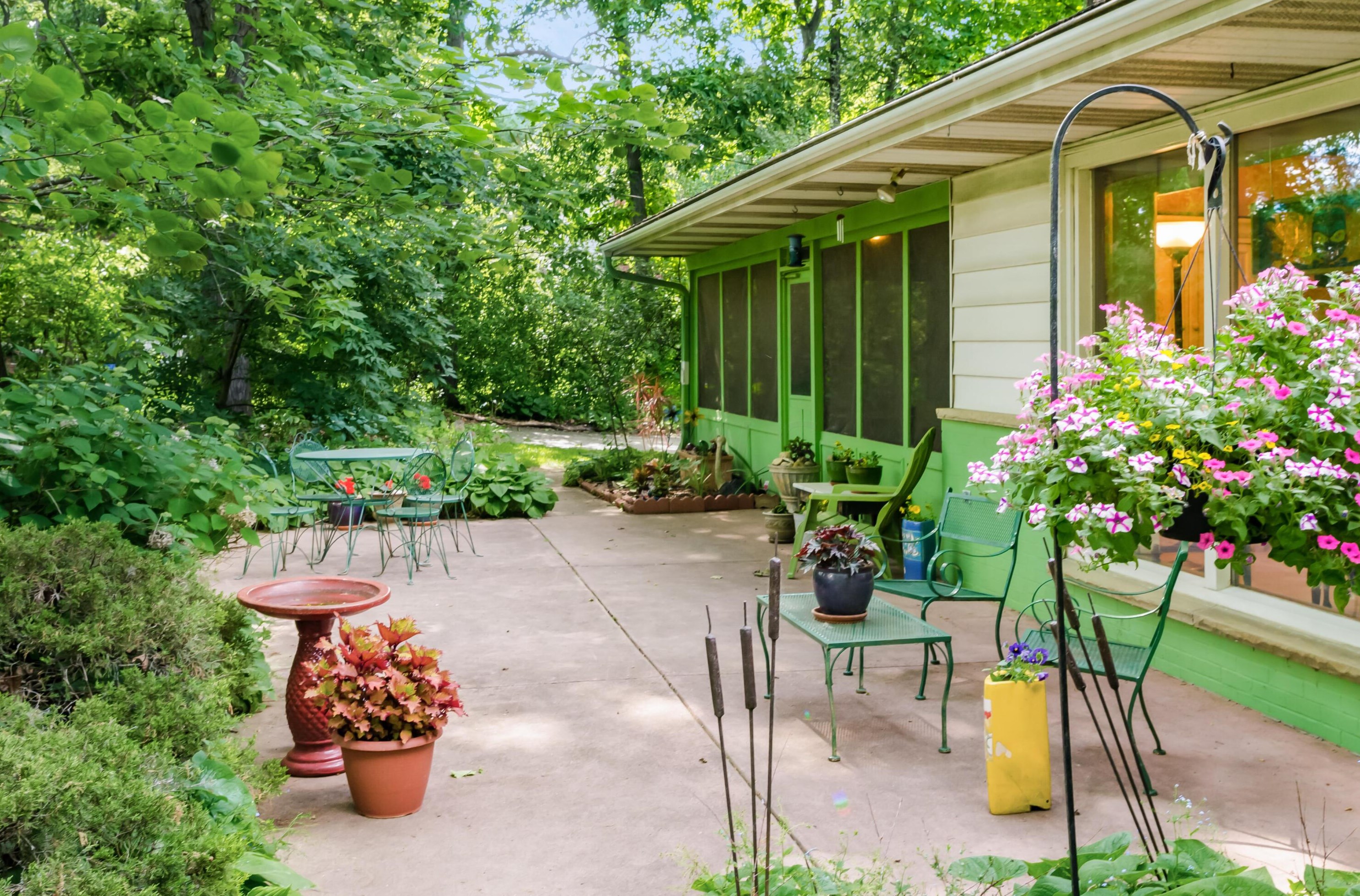 6665 Merwin Rd, Columbus OH 43235-2808 exterior